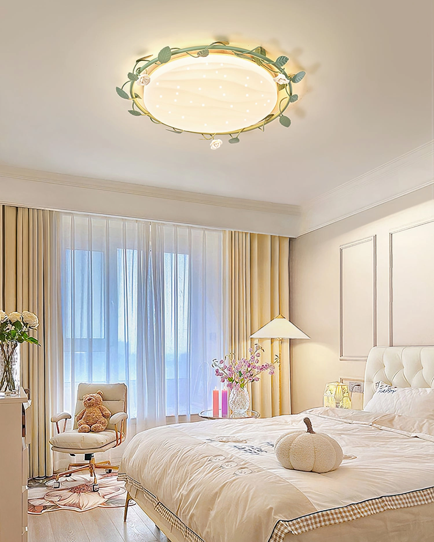 Aeyee Ceiling Lamp