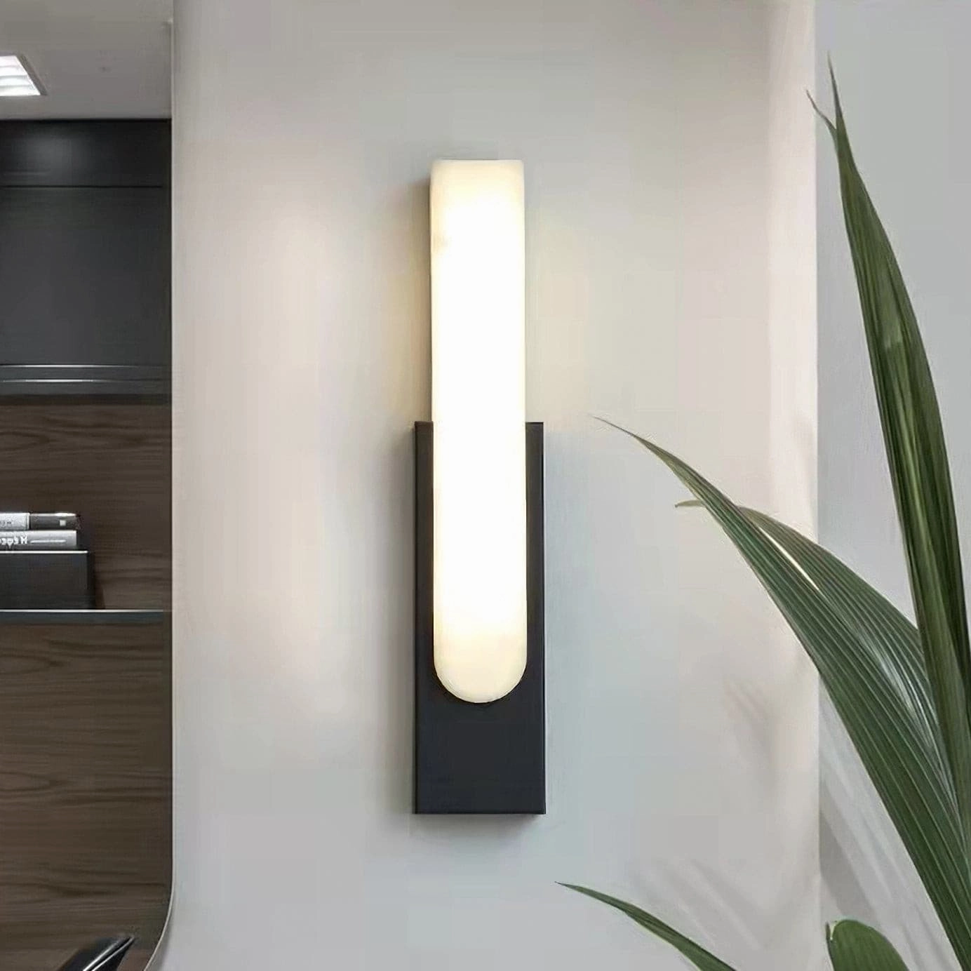 Agatha Wall Lamp
