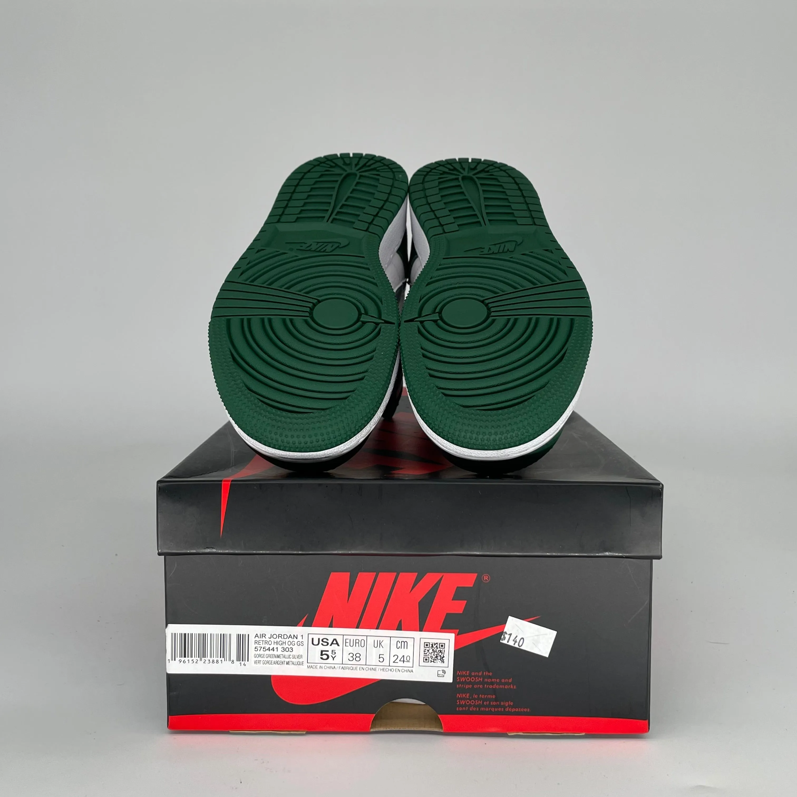 AIR JORDAN 1 GORGE GREEN SIZE 5.5Y 575441-303