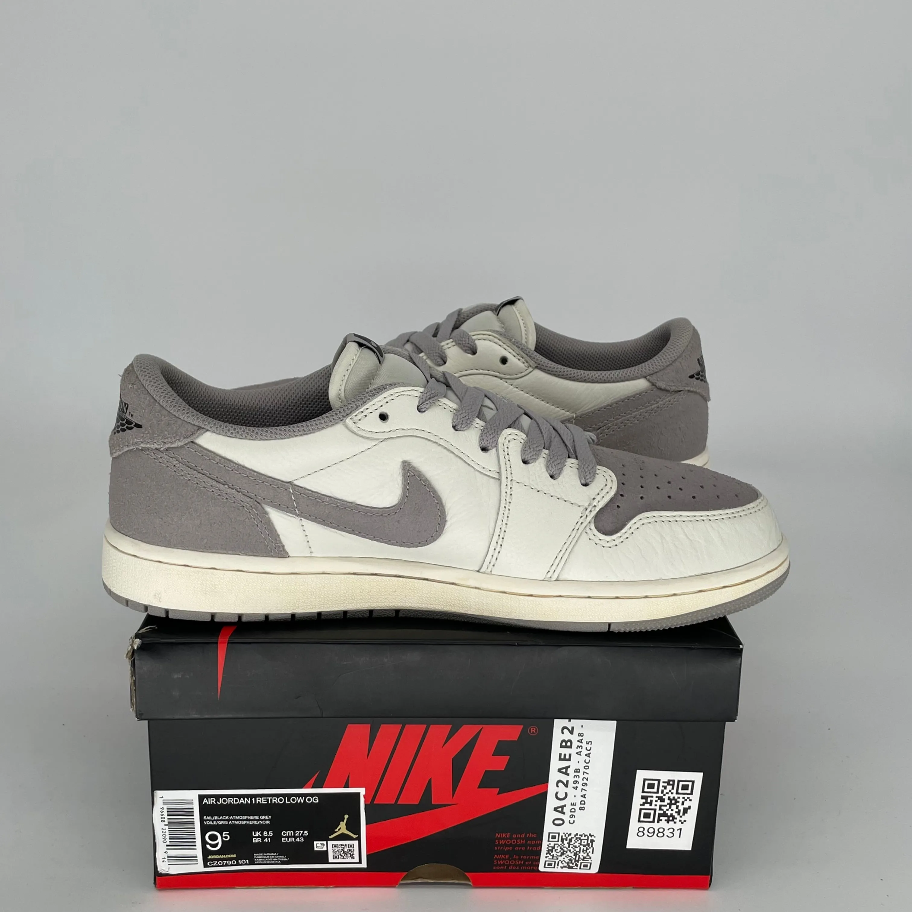 AIR JORDAN 1 LOW ATMOSPHERE GREY SIZE 9.5 CZ0790-101