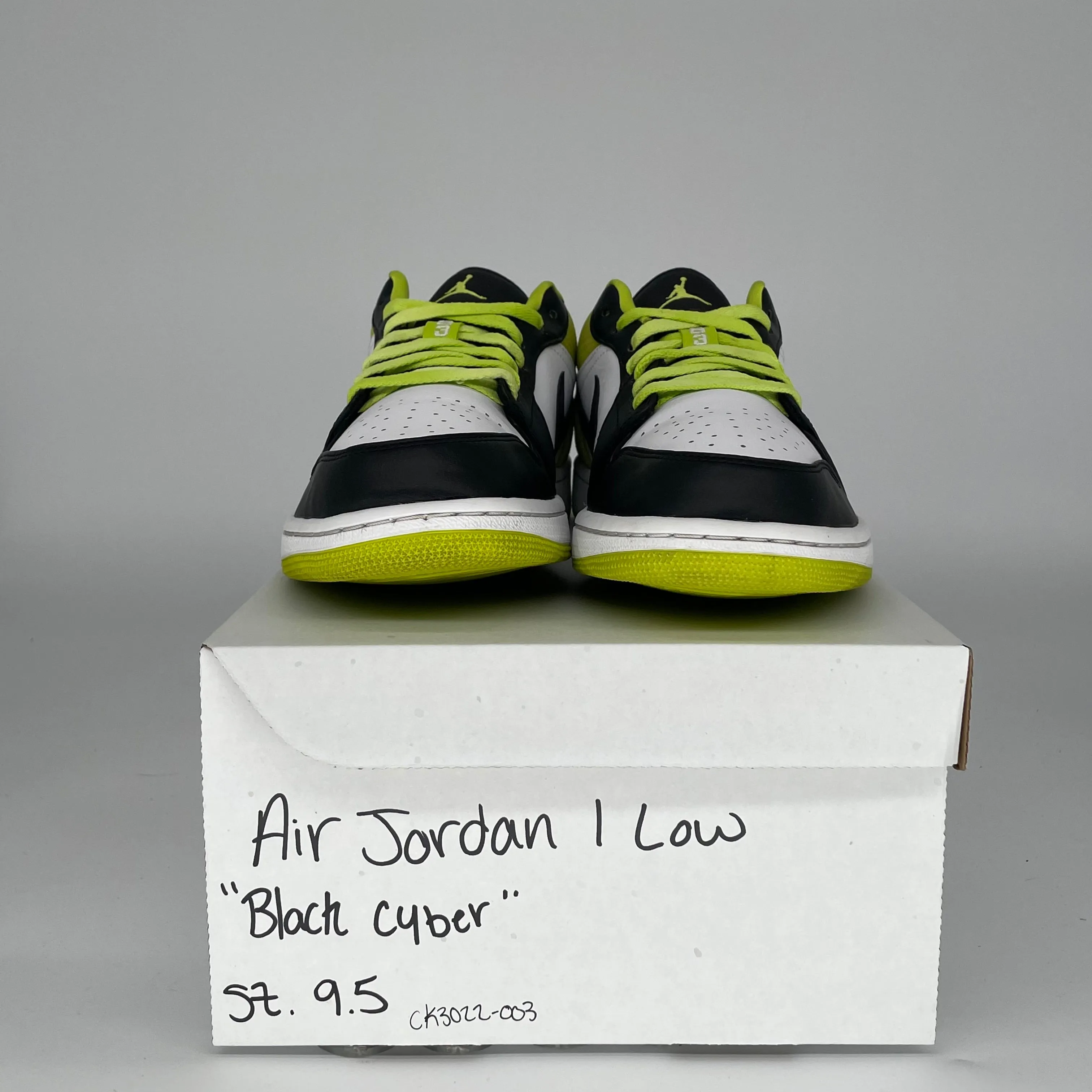 AIR JORDAN 1 LOW BLACK CYBER SIZE 9.5 CK3022-003