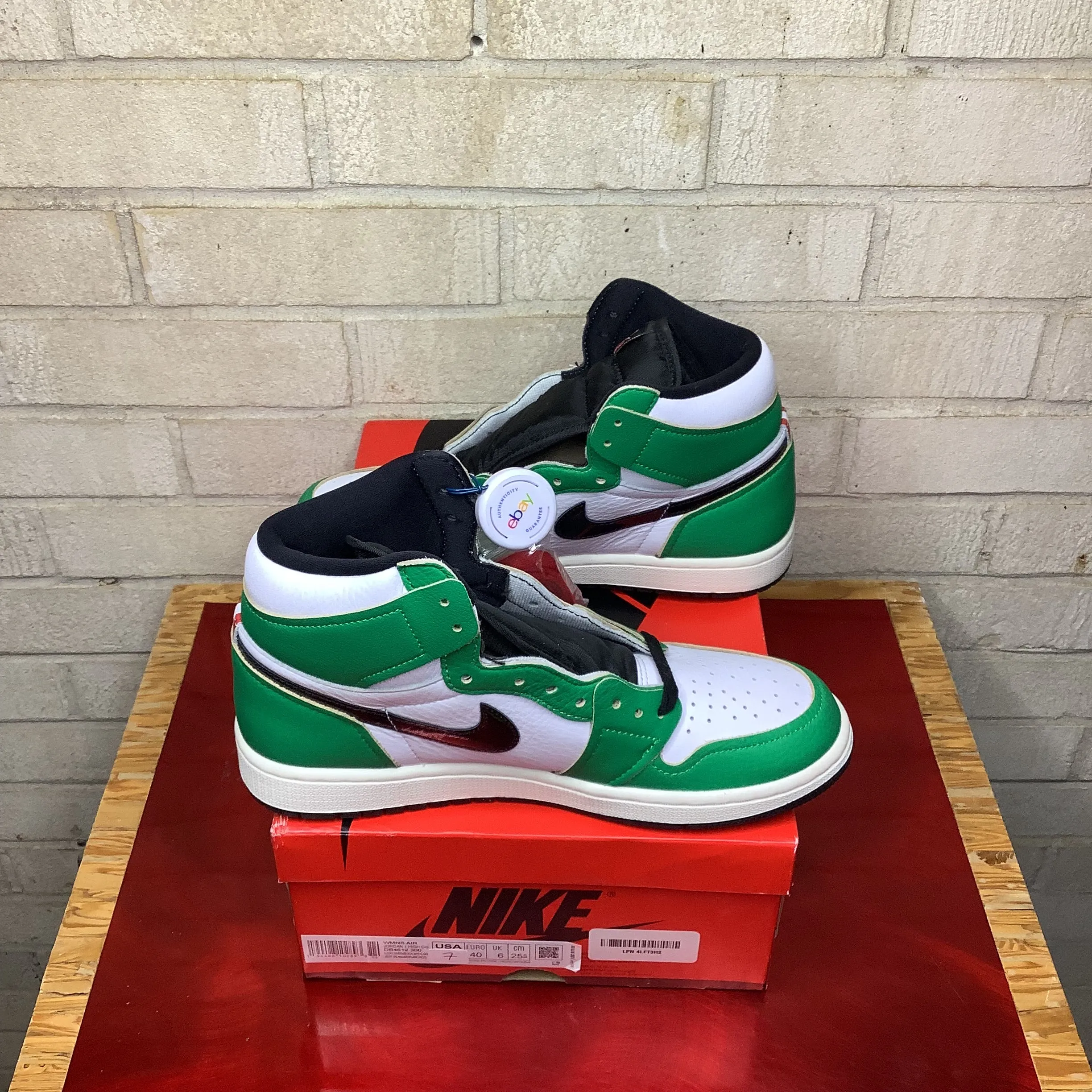 AIR JORDAN 1 LUCKY GREEN W SIZE 7/8.5W DB4612-300