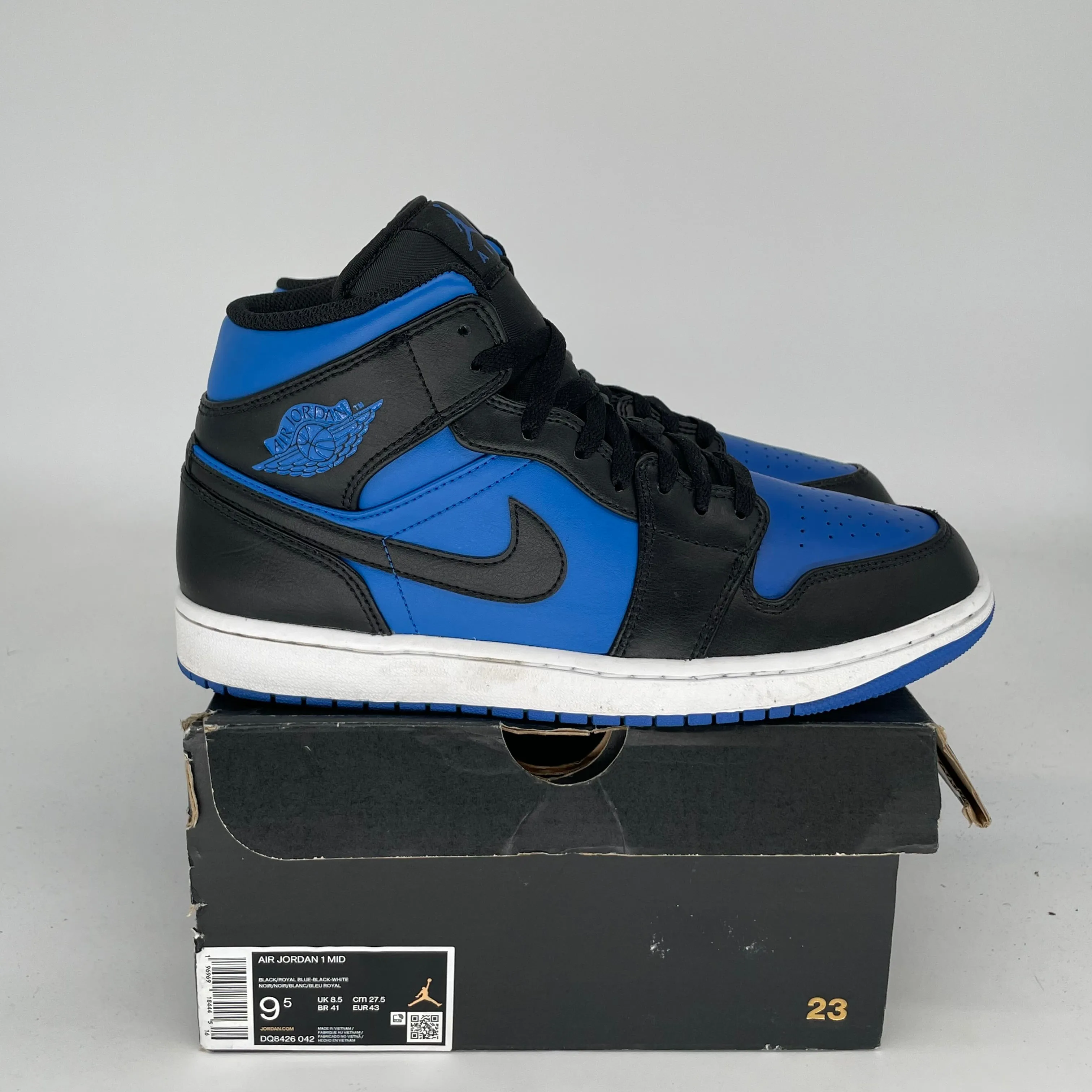 AIR JORDAN 1 MID BLACK ROYAL BLUE SIZE 9.5 DQ8426-042