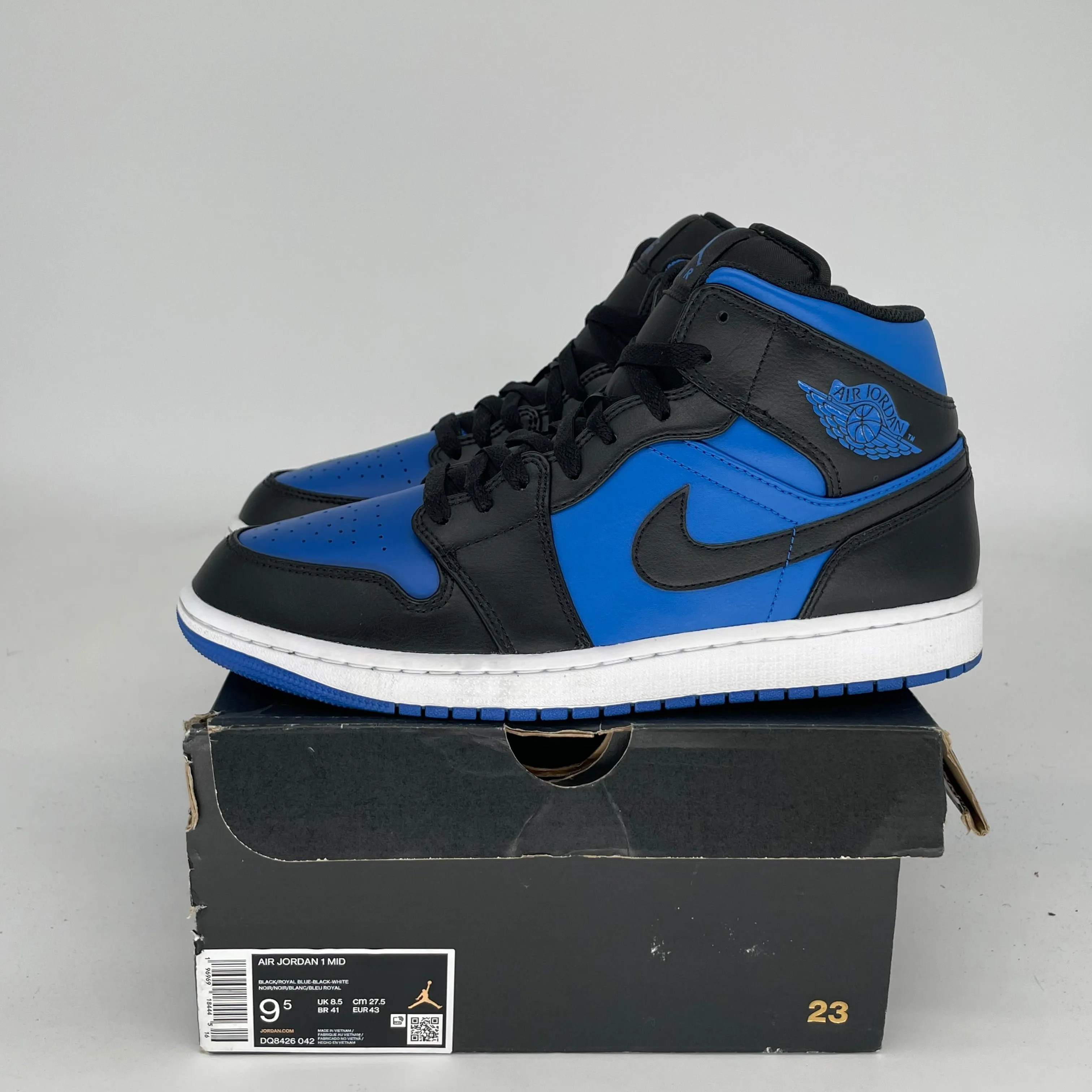 AIR JORDAN 1 MID BLACK ROYAL BLUE SIZE 9.5 DQ8426-042
