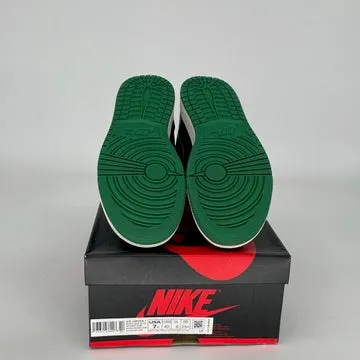 AIR JORDAN 1 PINE GREEN BLACK SIZE 7Y 575441-030