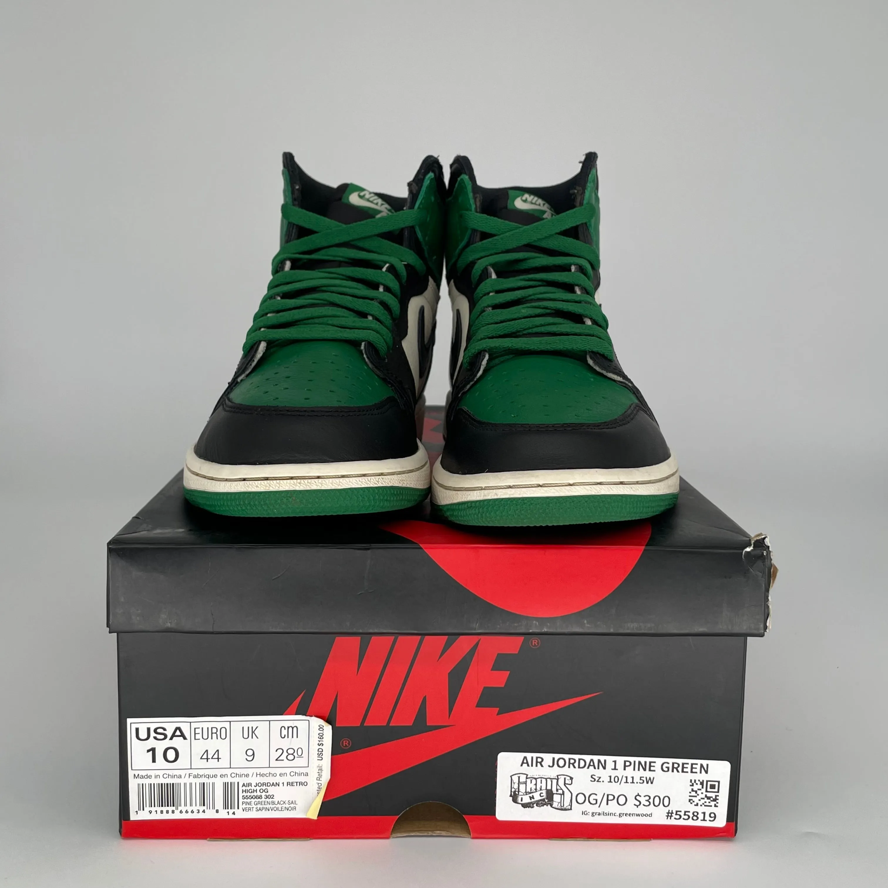AIR JORDAN 1 PINE GREEN SIZE 10 555088-302