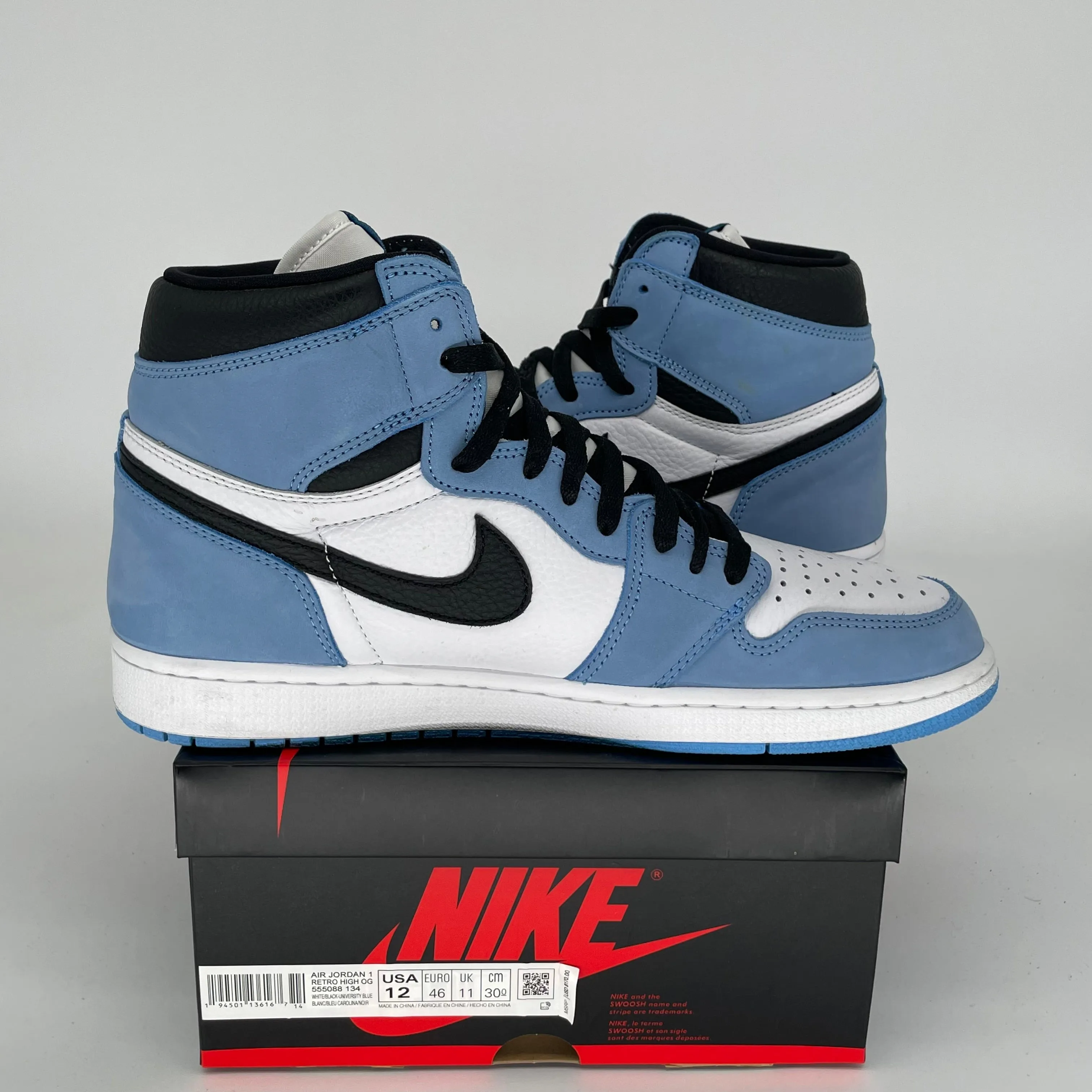 AIR JORDAN 1 UNIVERSITY BLUE SIZE 12 555088-134