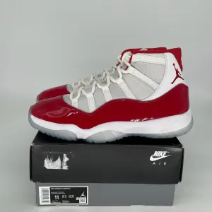 AIR JORDAN 11 CHERRY SIZE 11 CT8012-116