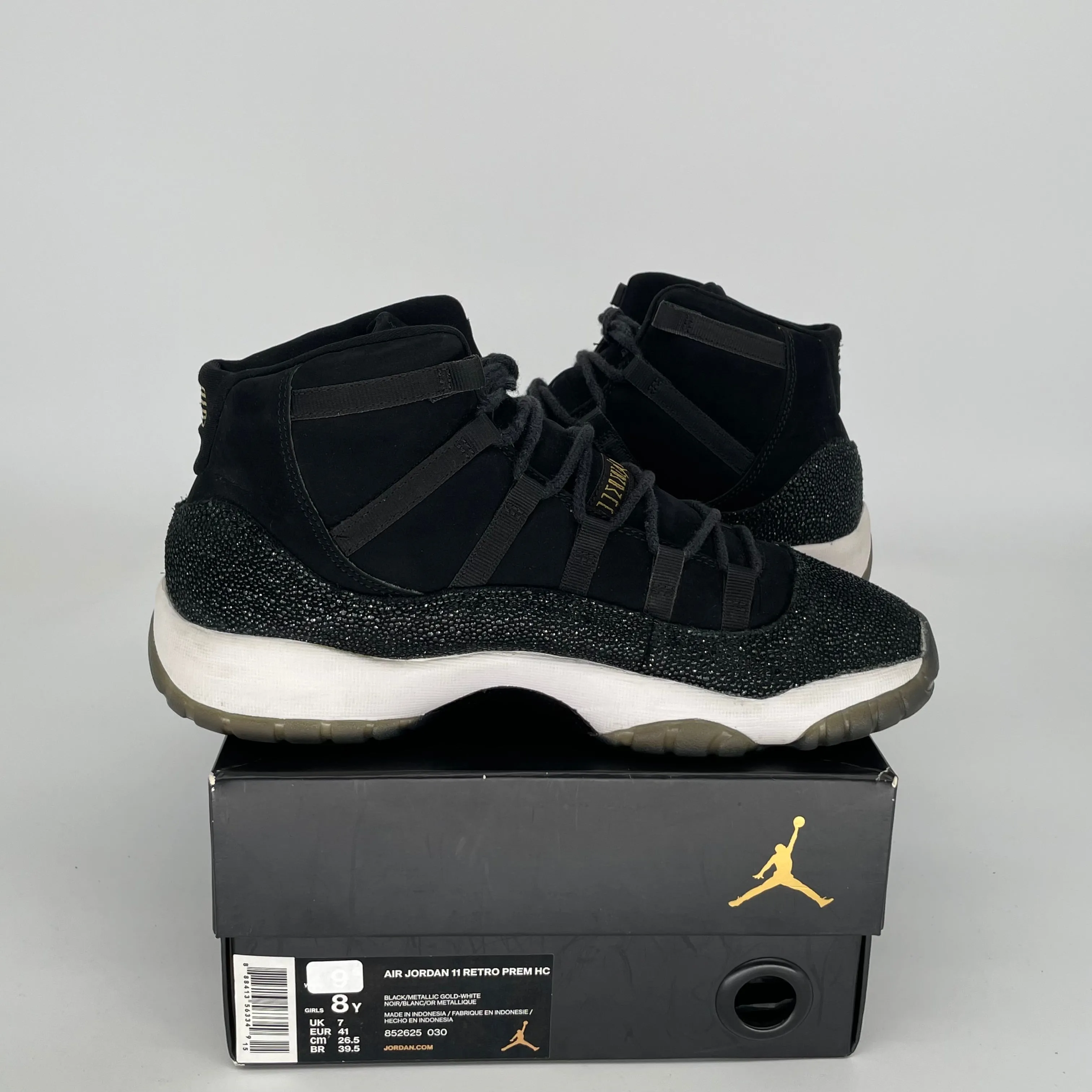 AIR JORDAN 11 HEIRESS BLACK STINGRAY SIZE 8/9.5W 852625-030