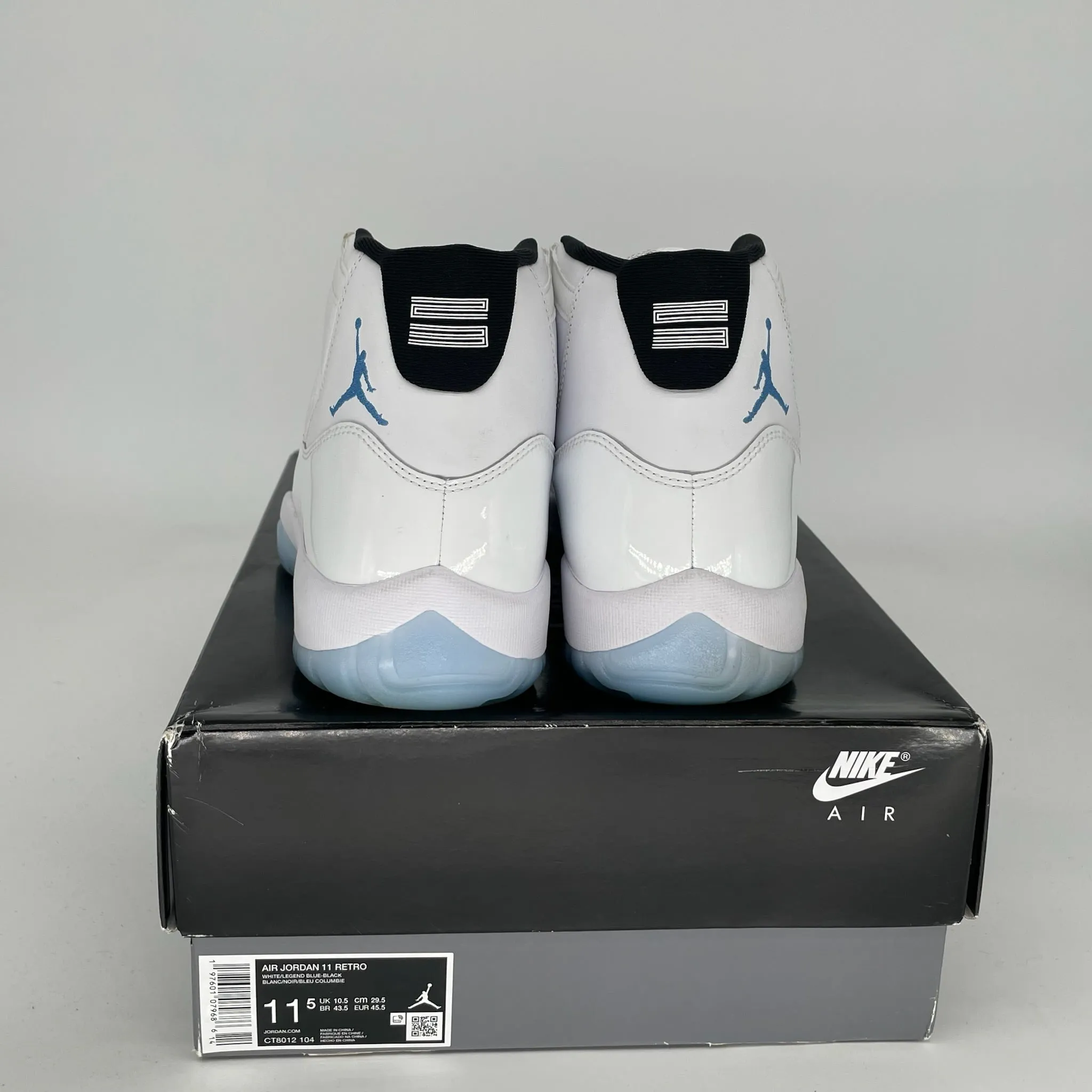 AIR JORDAN 11 LEGEND BLUE SIZE 11.5 CT8012-104