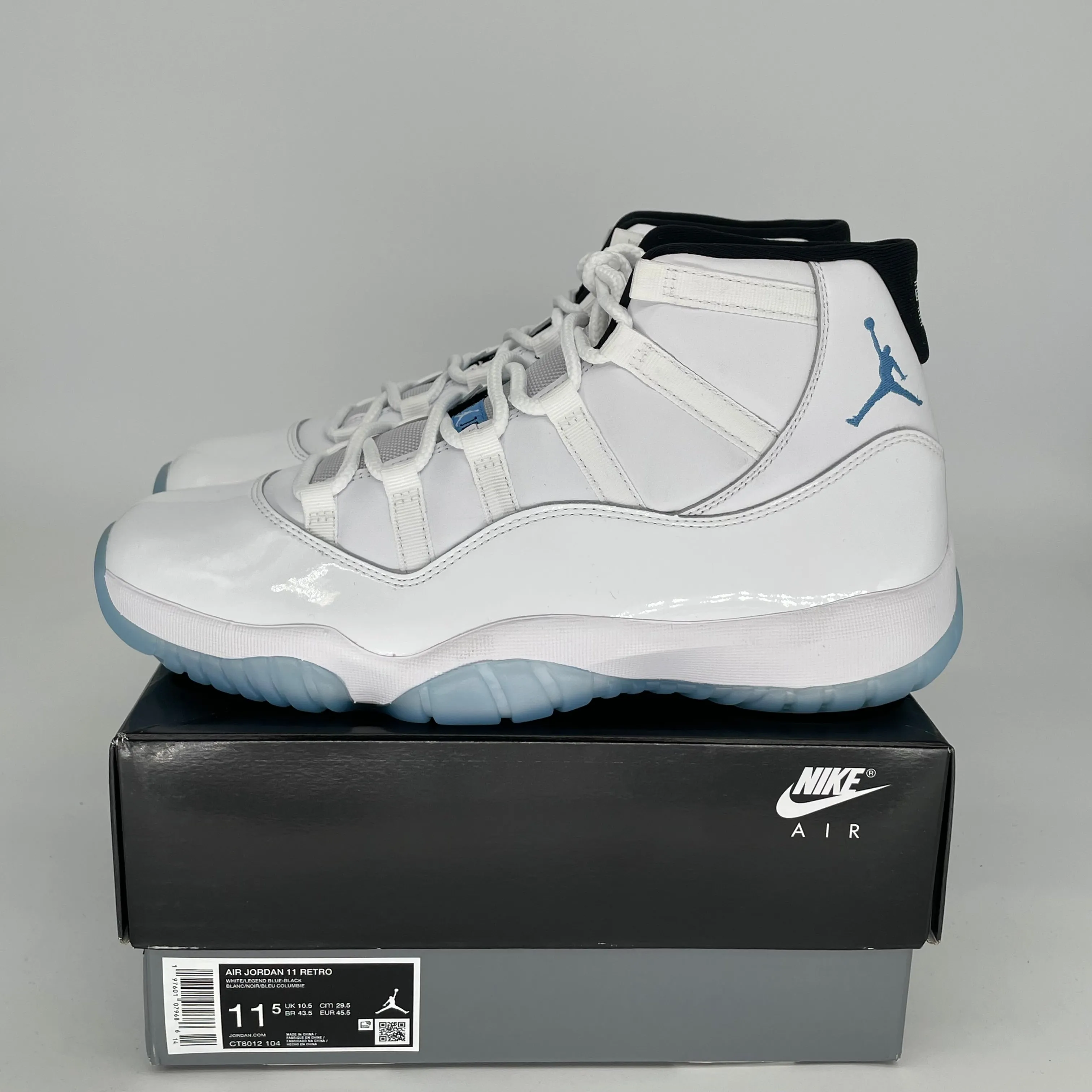 AIR JORDAN 11 LEGEND BLUE SIZE 11.5 CT8012-104