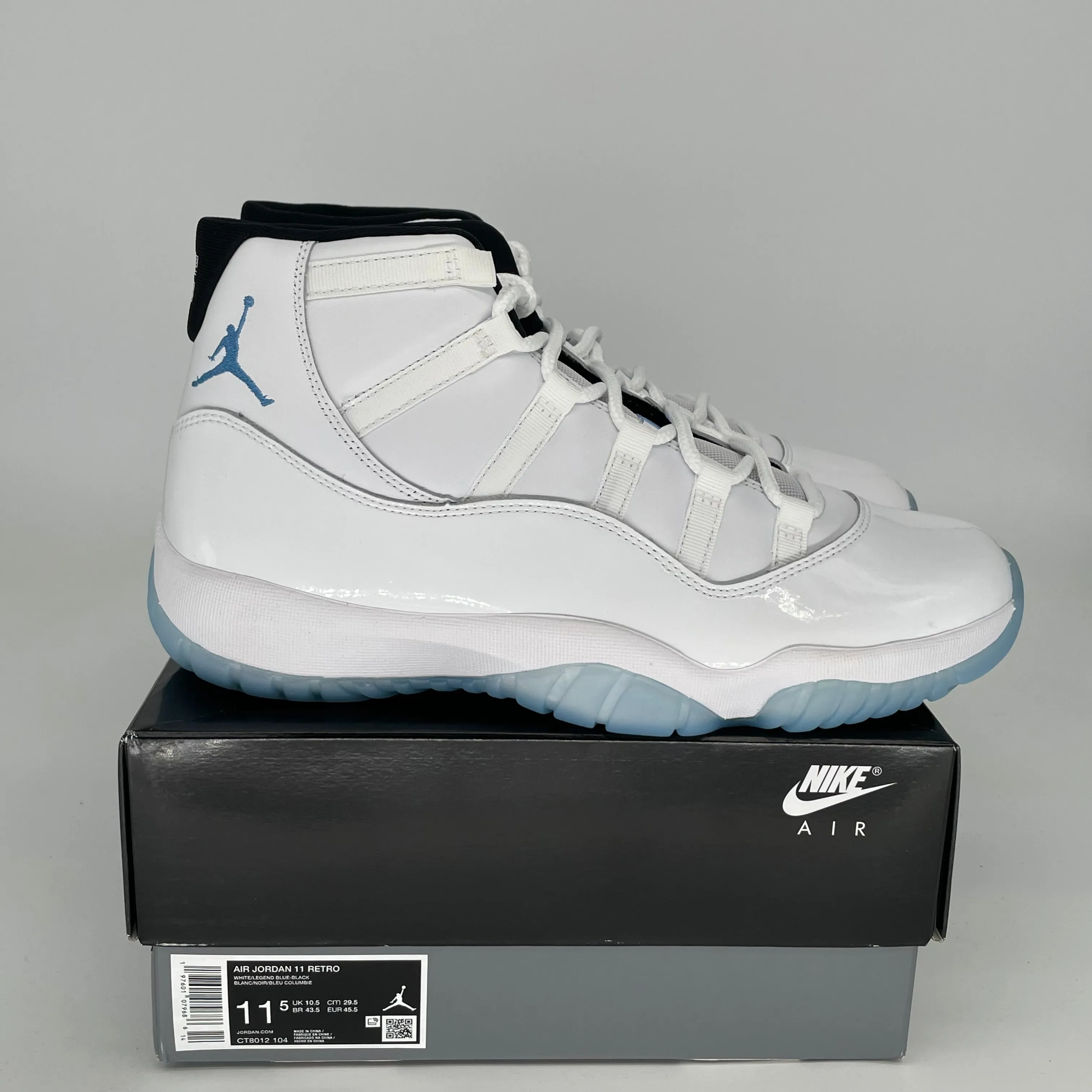 AIR JORDAN 11 LEGEND BLUE SIZE 11.5 CT8012-104