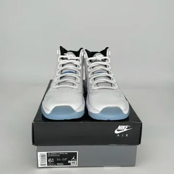 AIR JORDAN 11 LEGEND BLUE SIZE 6.5Y 378038-104