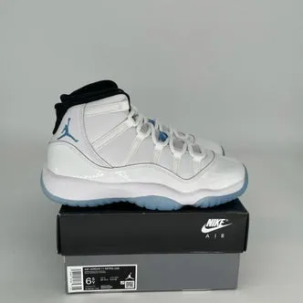 AIR JORDAN 11 LEGEND BLUE SIZE 6.5Y 378038-104
