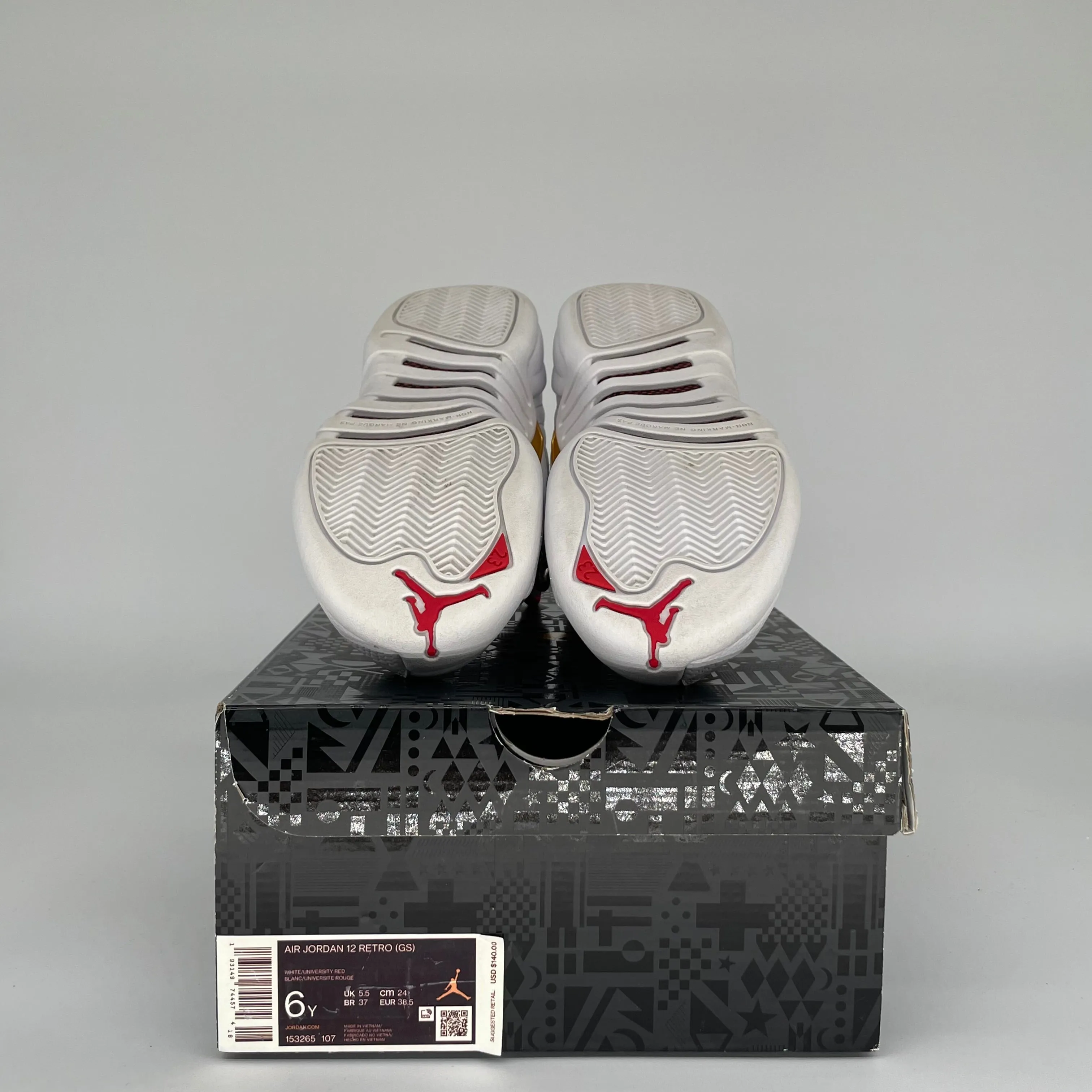 AIR JORDAN 12 FIBA SIZE 6Y 153265-107