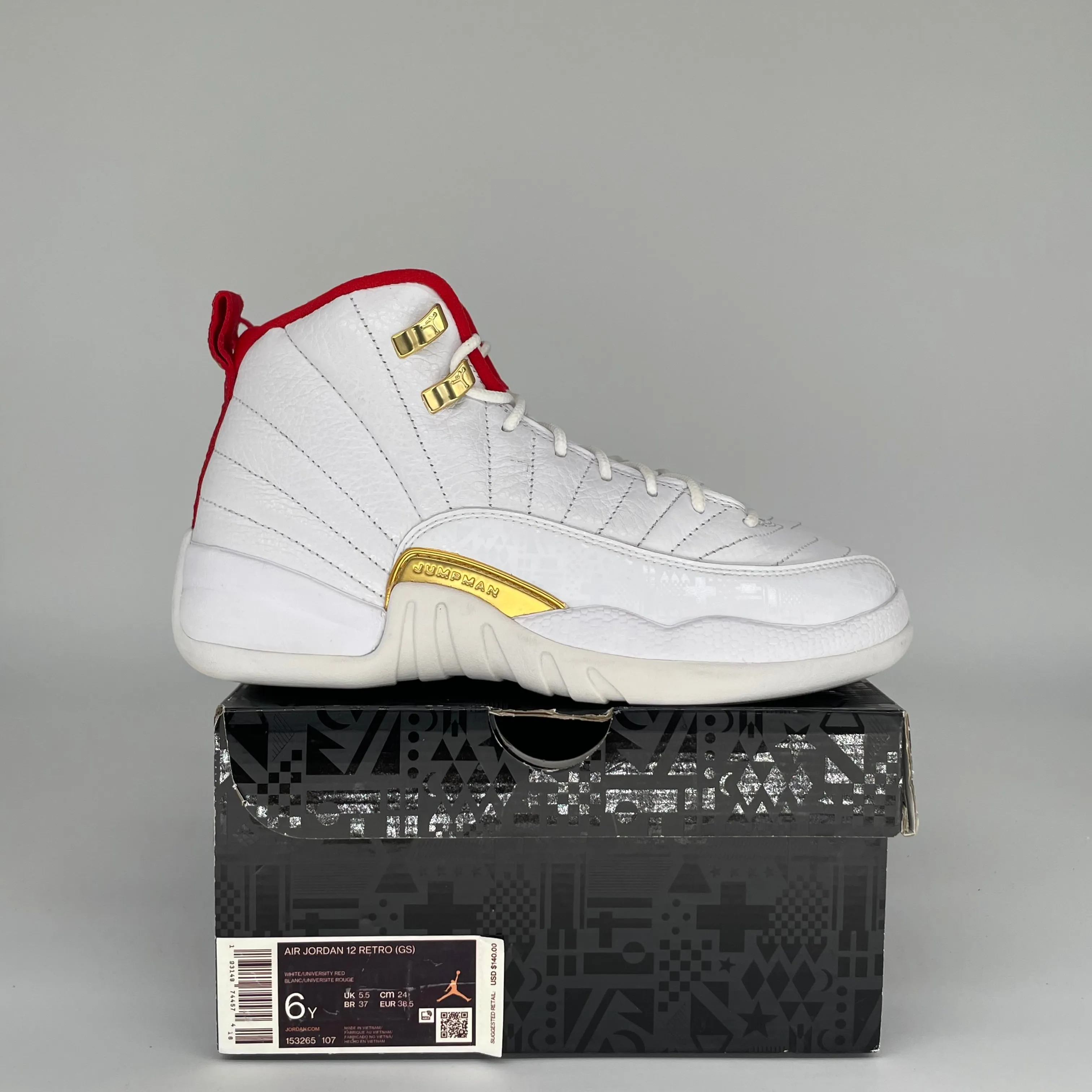 AIR JORDAN 12 FIBA SIZE 6Y 153265-107
