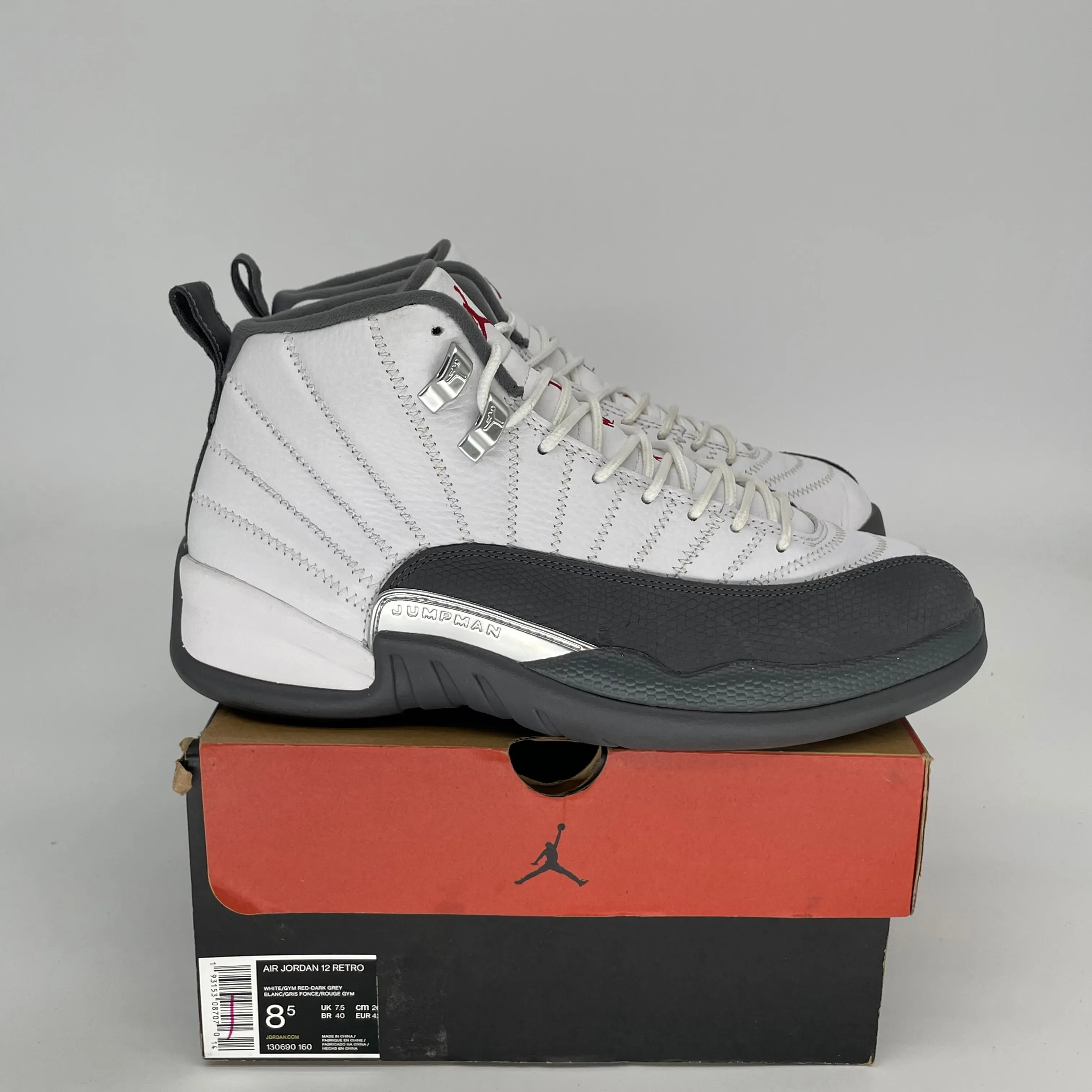 AIR JORDAN 12 WHITE DARK GREY SIZE 8.5 130690-160