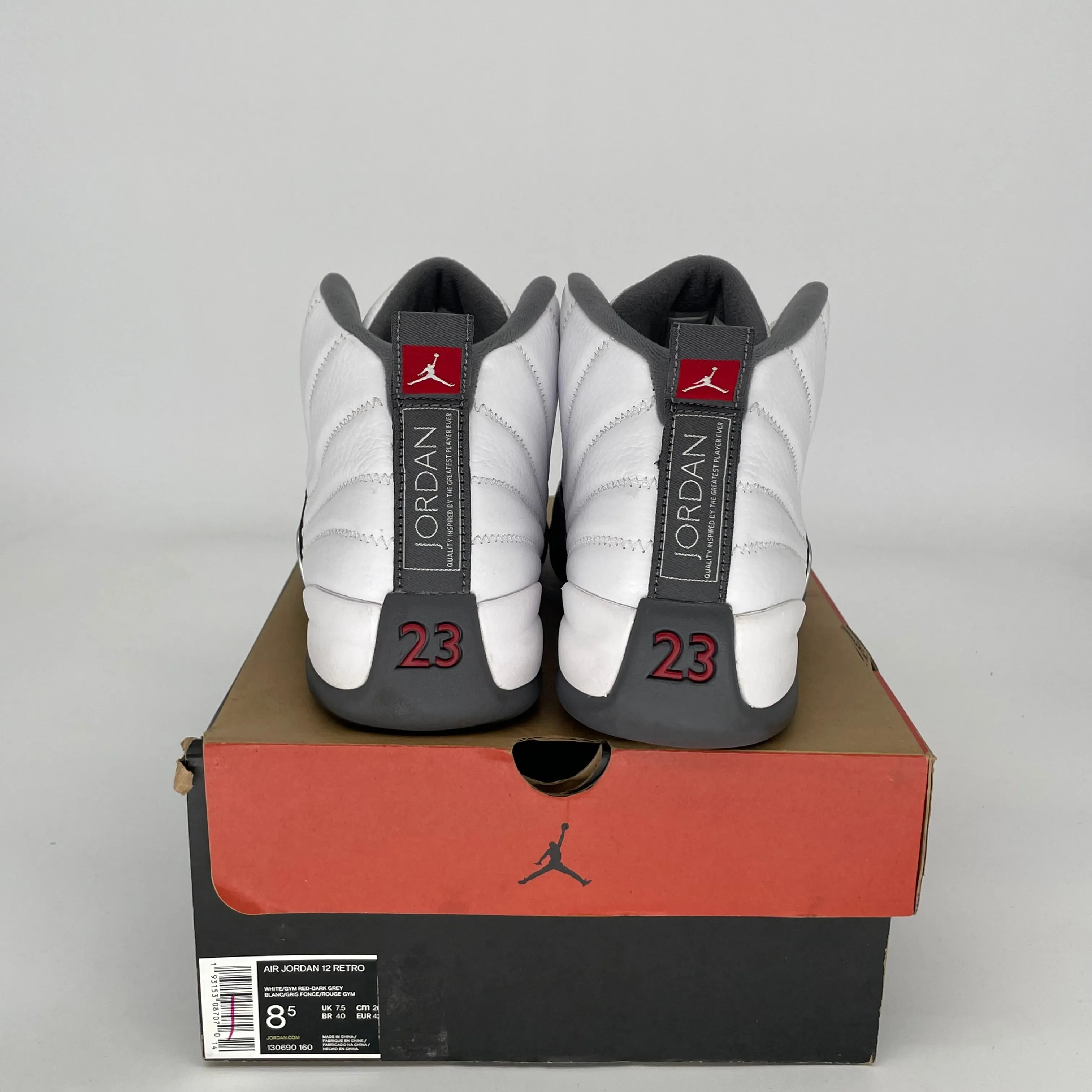 AIR JORDAN 12 WHITE DARK GREY SIZE 8.5 130690-160