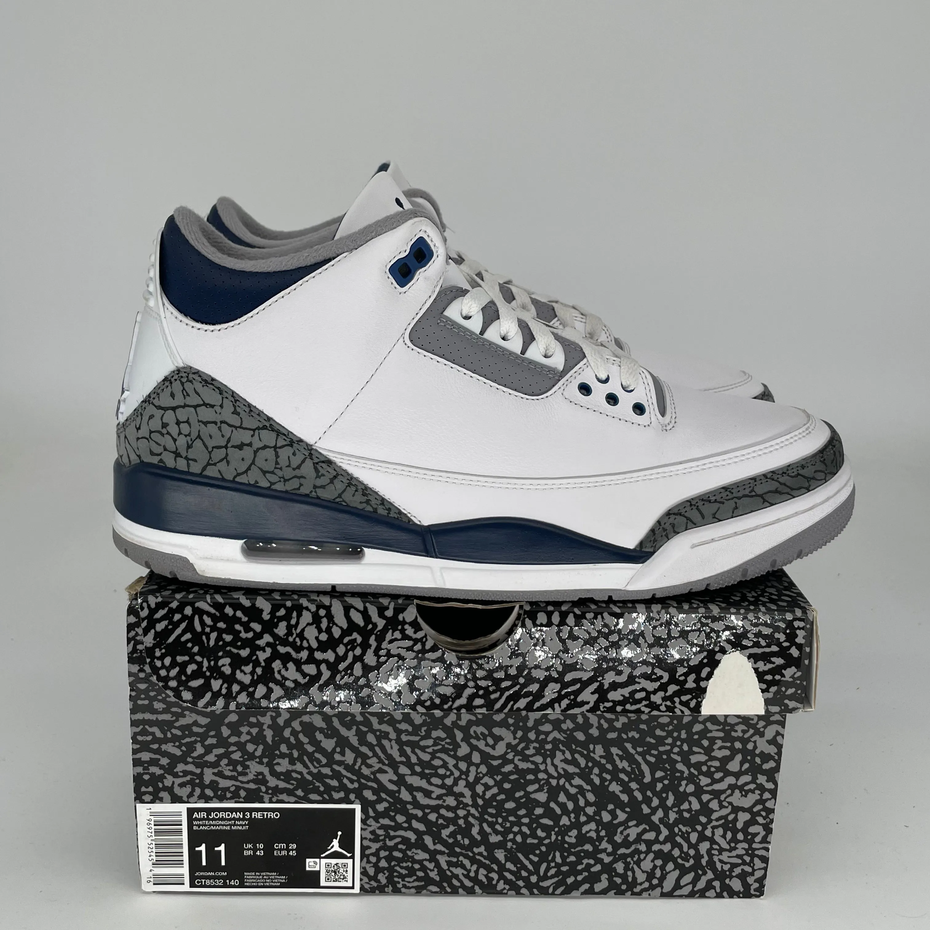 AIR JORDAN 3 MIDNIGHT NAVY SIZE 11 CT8532-140