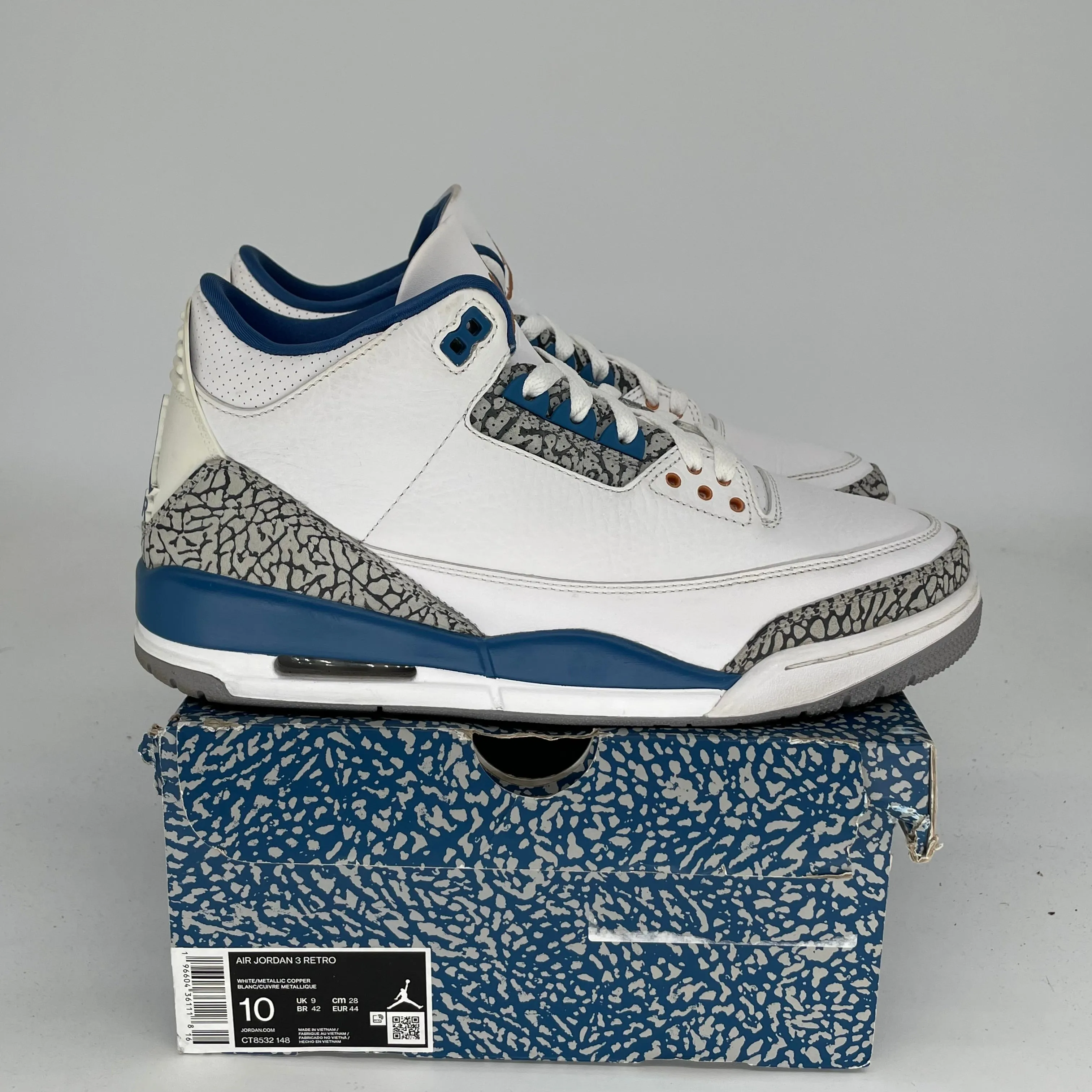 AIR JORDAN 3 WIZARDS SIZE 10 CT8532-148