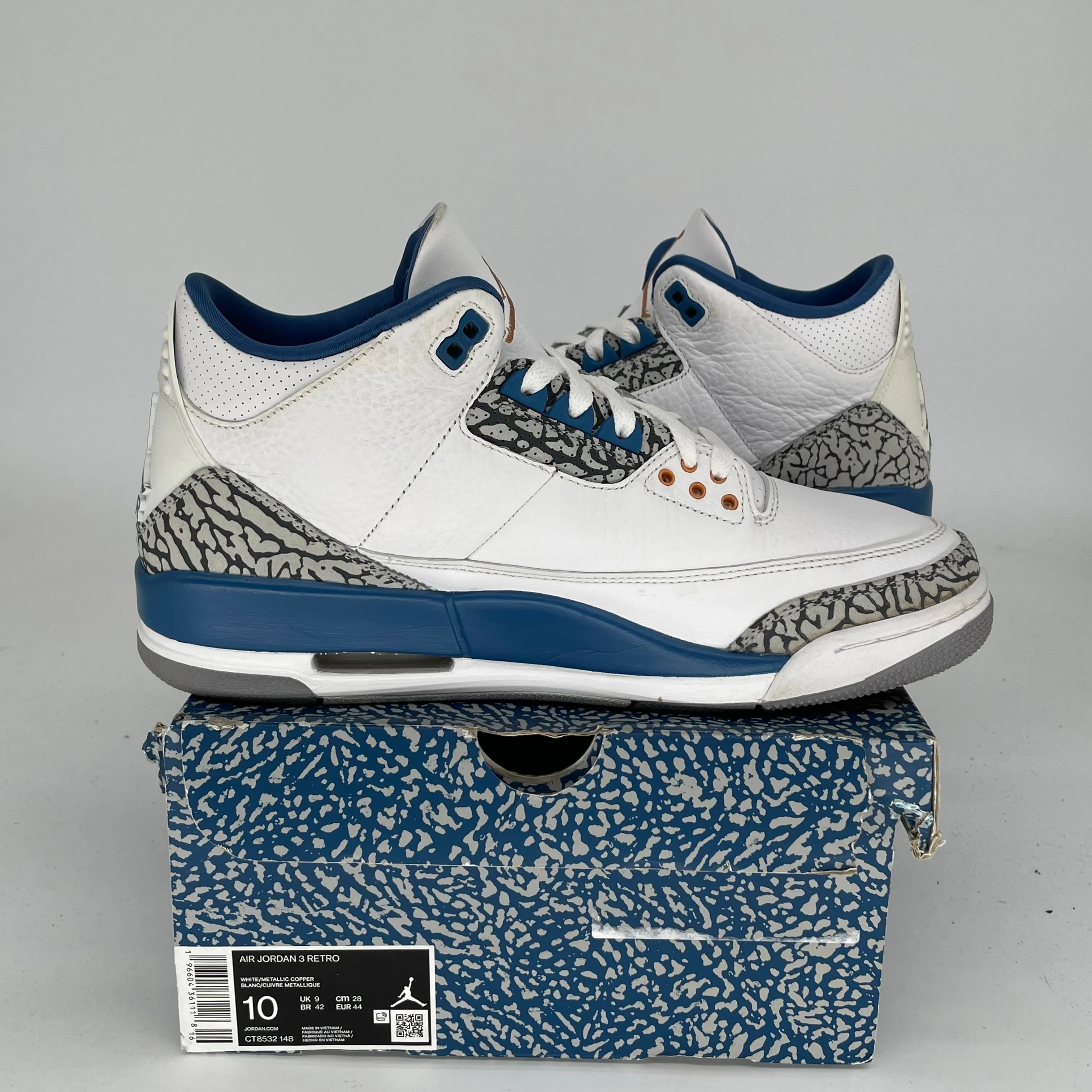 AIR JORDAN 3 WIZARDS SIZE 10 CT8532-148