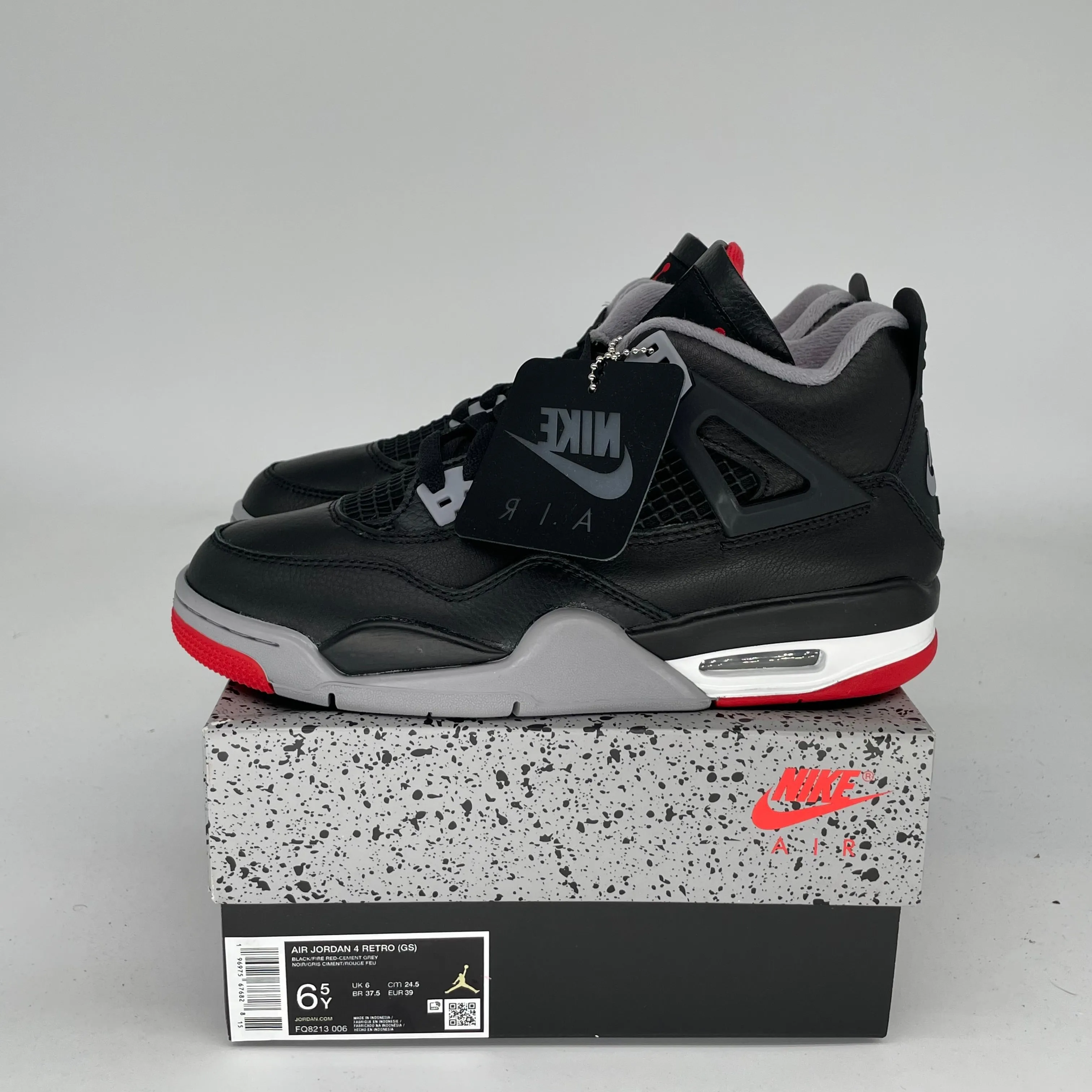 AIR JORDAN 4 BRED REIMAGINED SIZE 6.5Y FQ8213-006