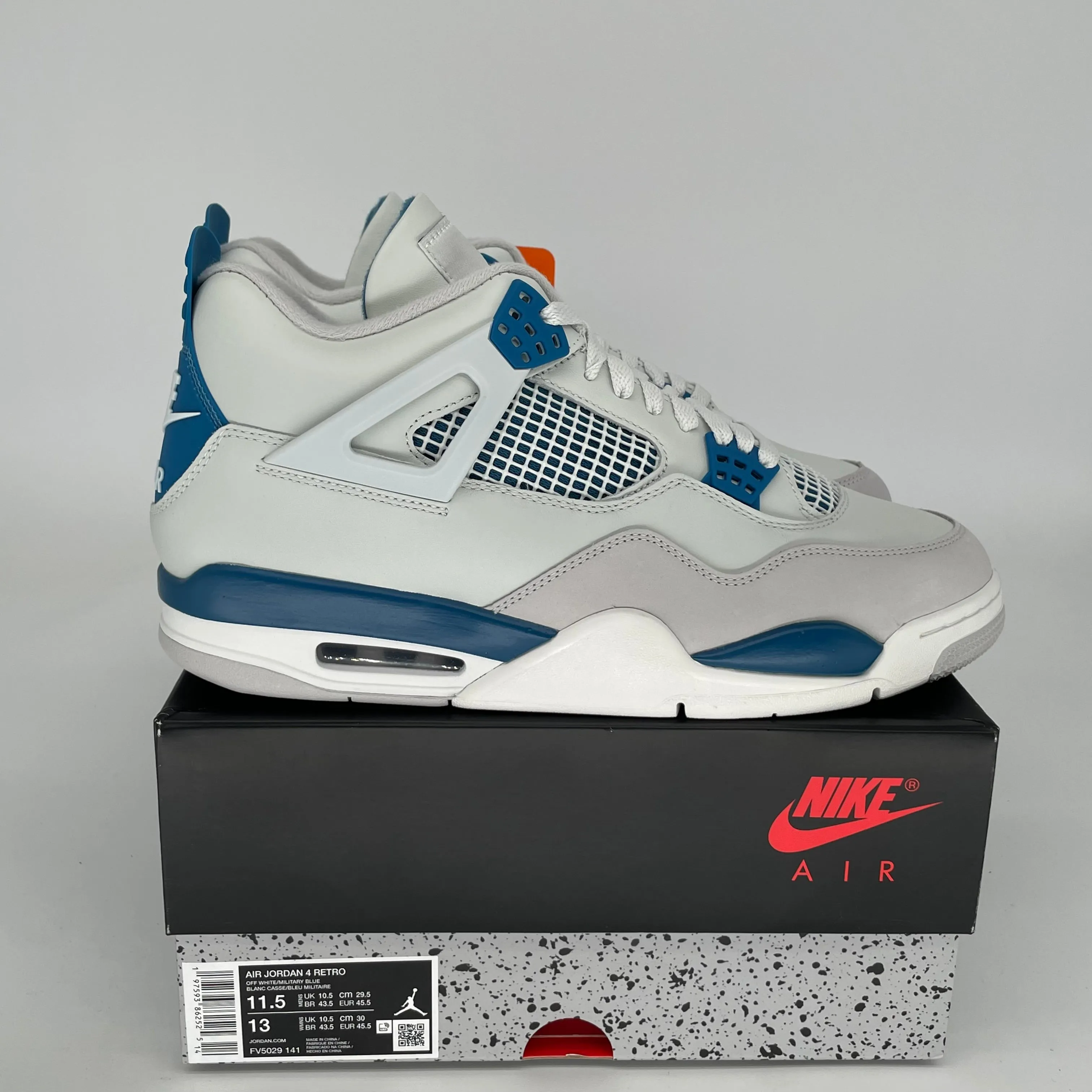 AIR JORDAN 4 MILITARY BLUE SIZE 11.5 FV5029-141