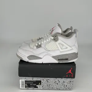 AIR JORDAN 4 WHITE OREO SIZE 5Y DJ4699-100