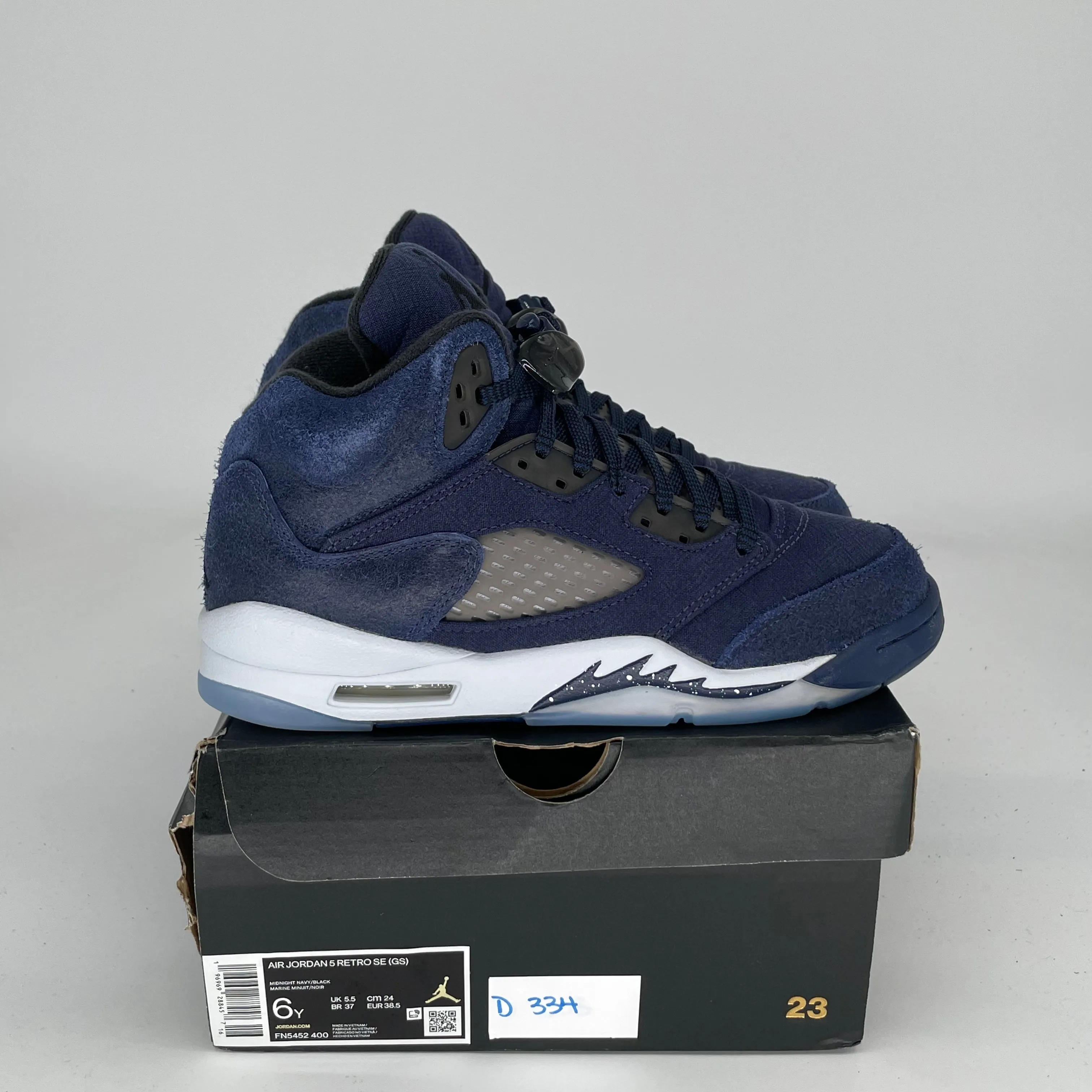 AIR JORDAN 5 GEORGETOWN SIZE 6Y FN5452-400