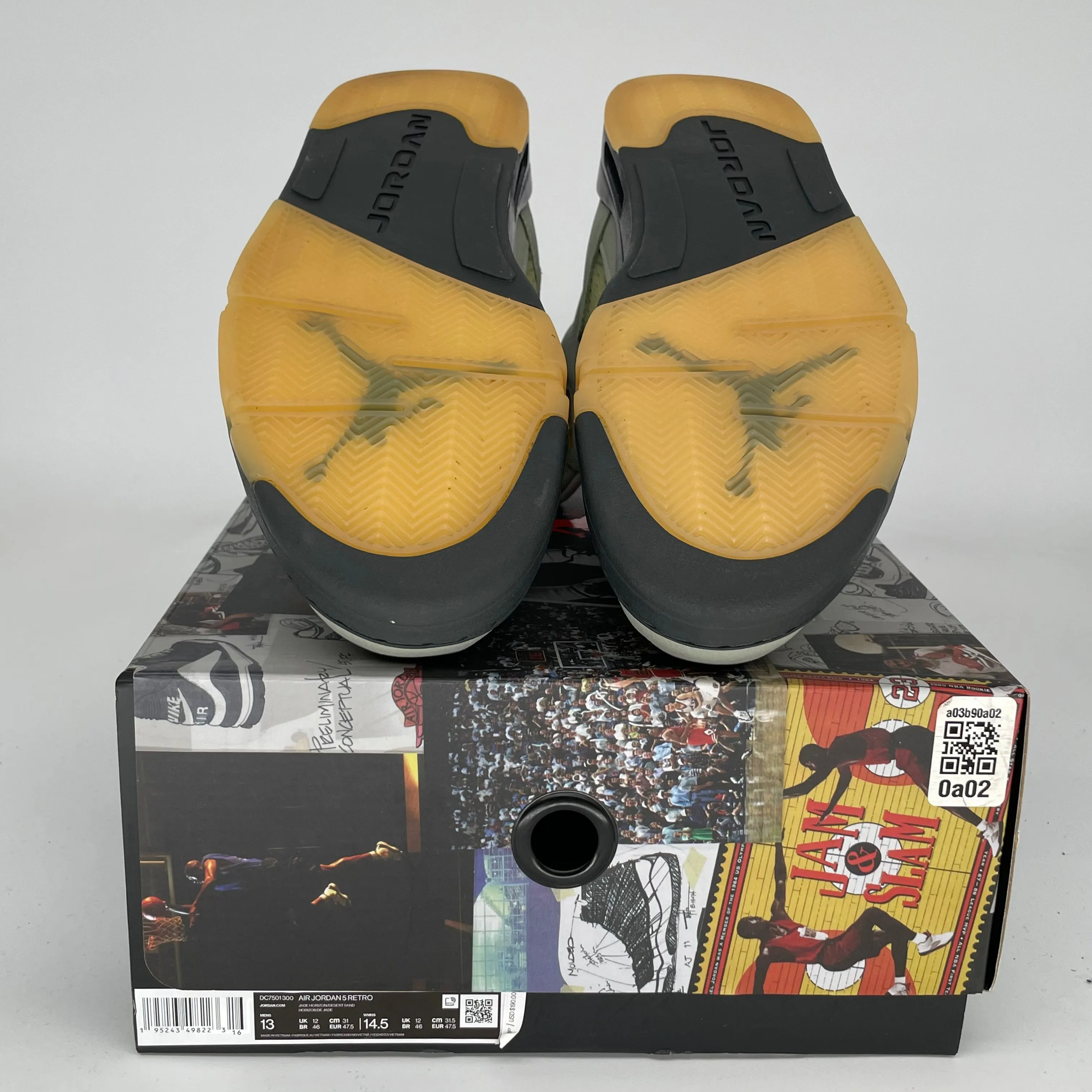 AIR JORDAN 5 JADE HORIZON SIZE 13 DC7501-300