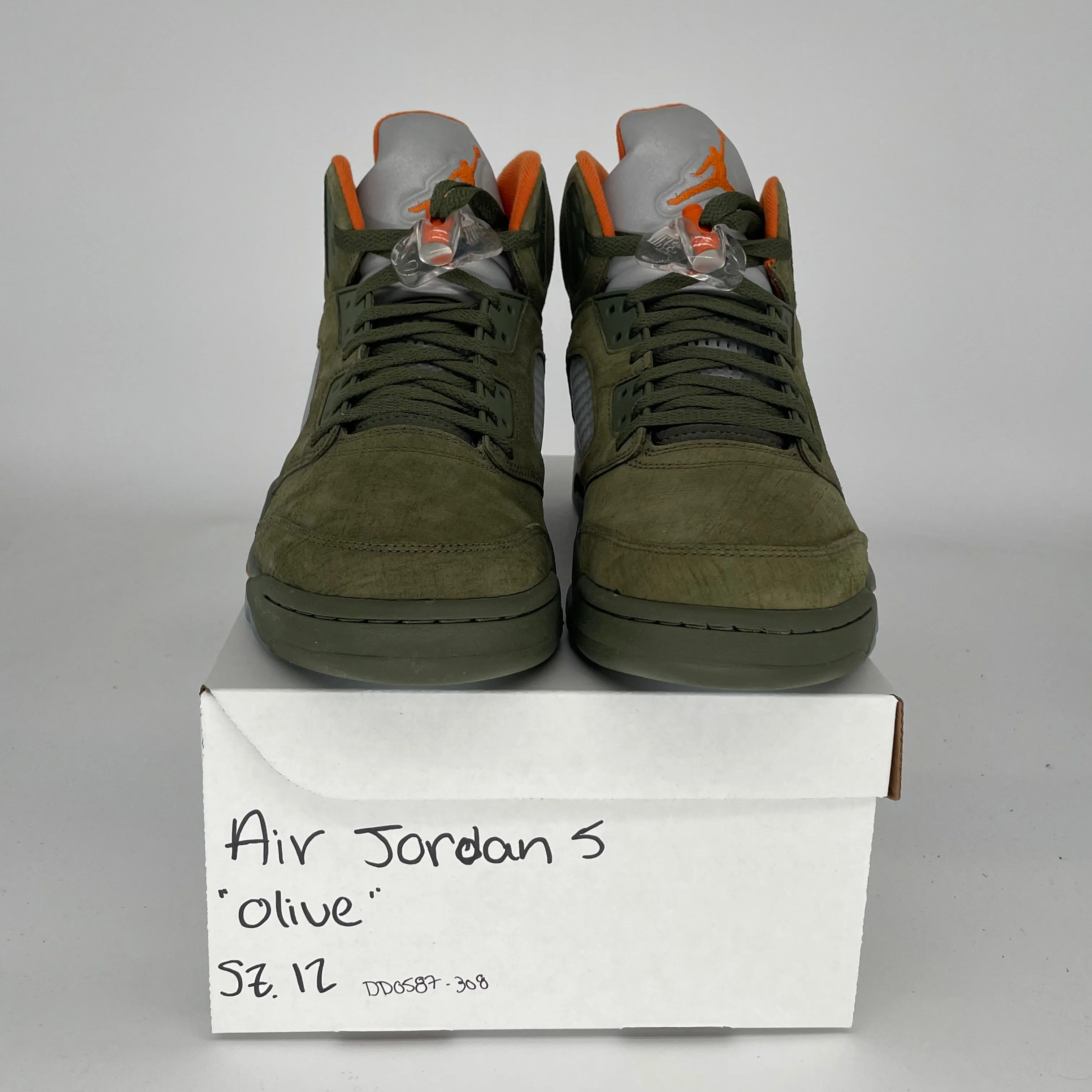 AIR JORDAN 5 OLIVE SIZE 12 DD0587-308