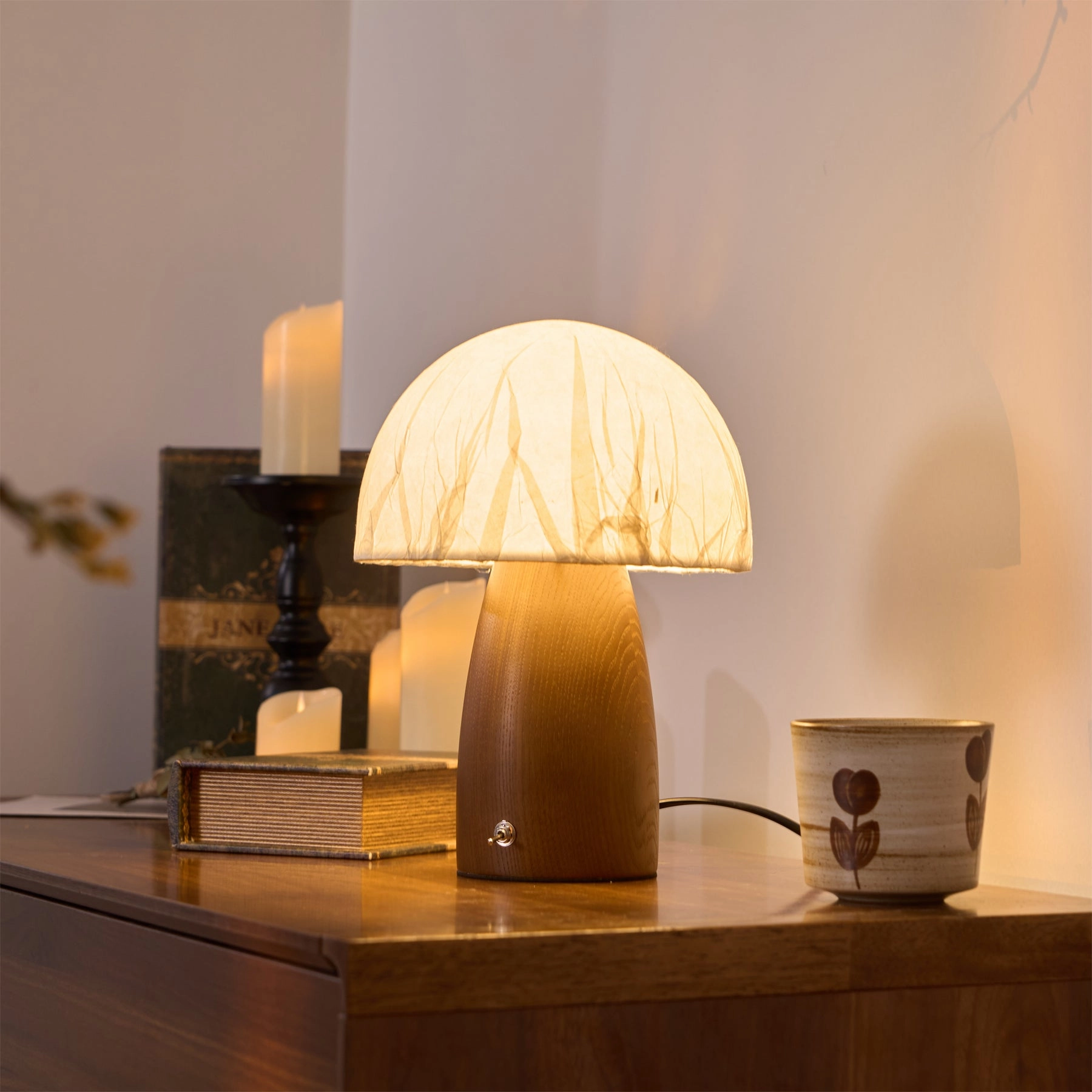 Alice Mushroom Table Lamp