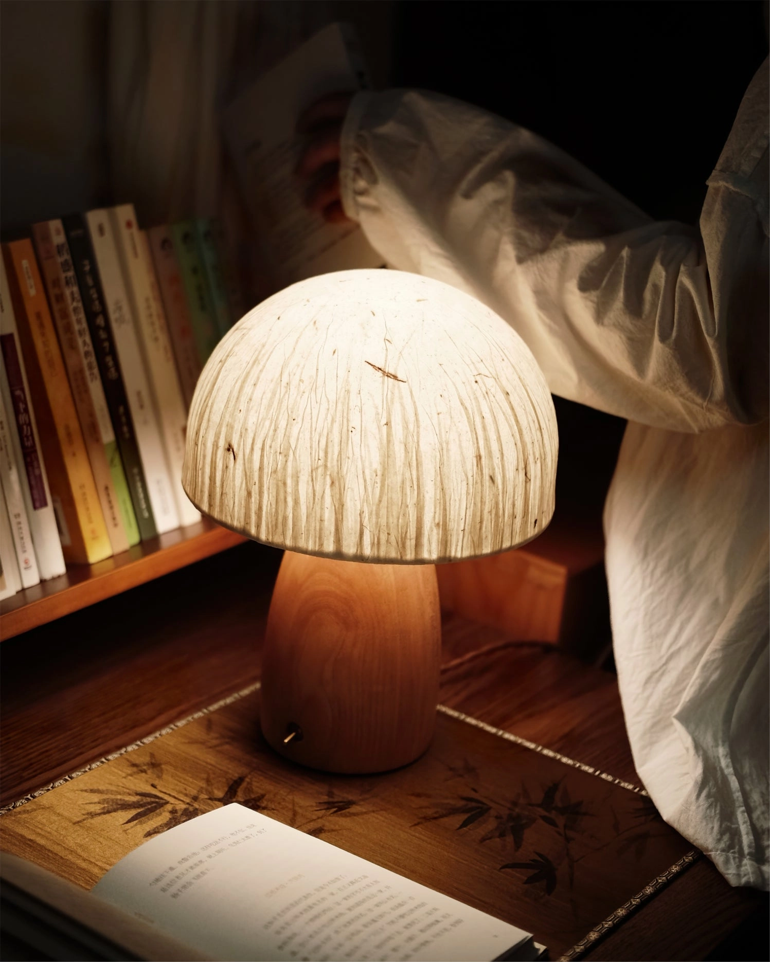 Alice Mushroom Table Lamp