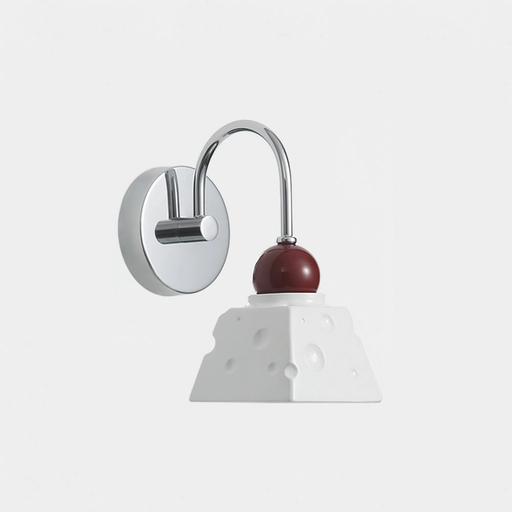 Alma Wall Light