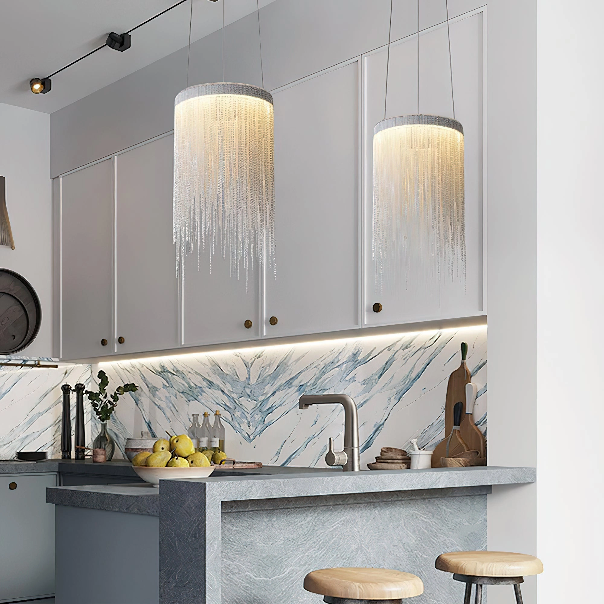 Aluminum Chain Tassel Pendant Light