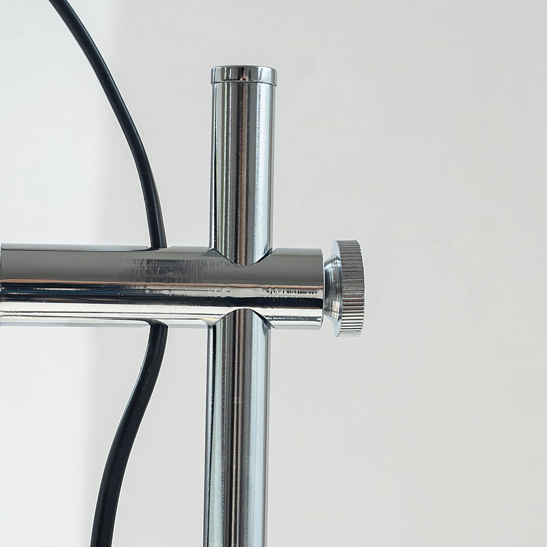 Anvia Table Lamp