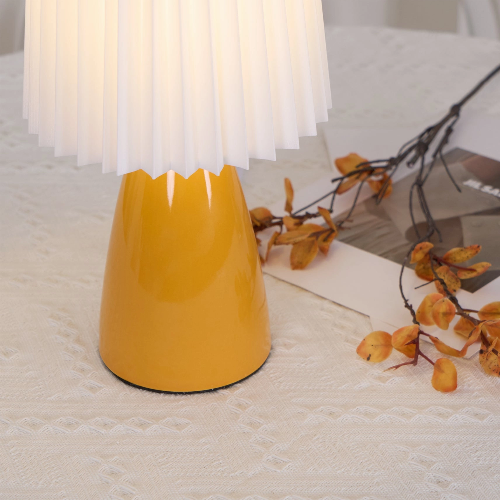 Apollo Table Lamp