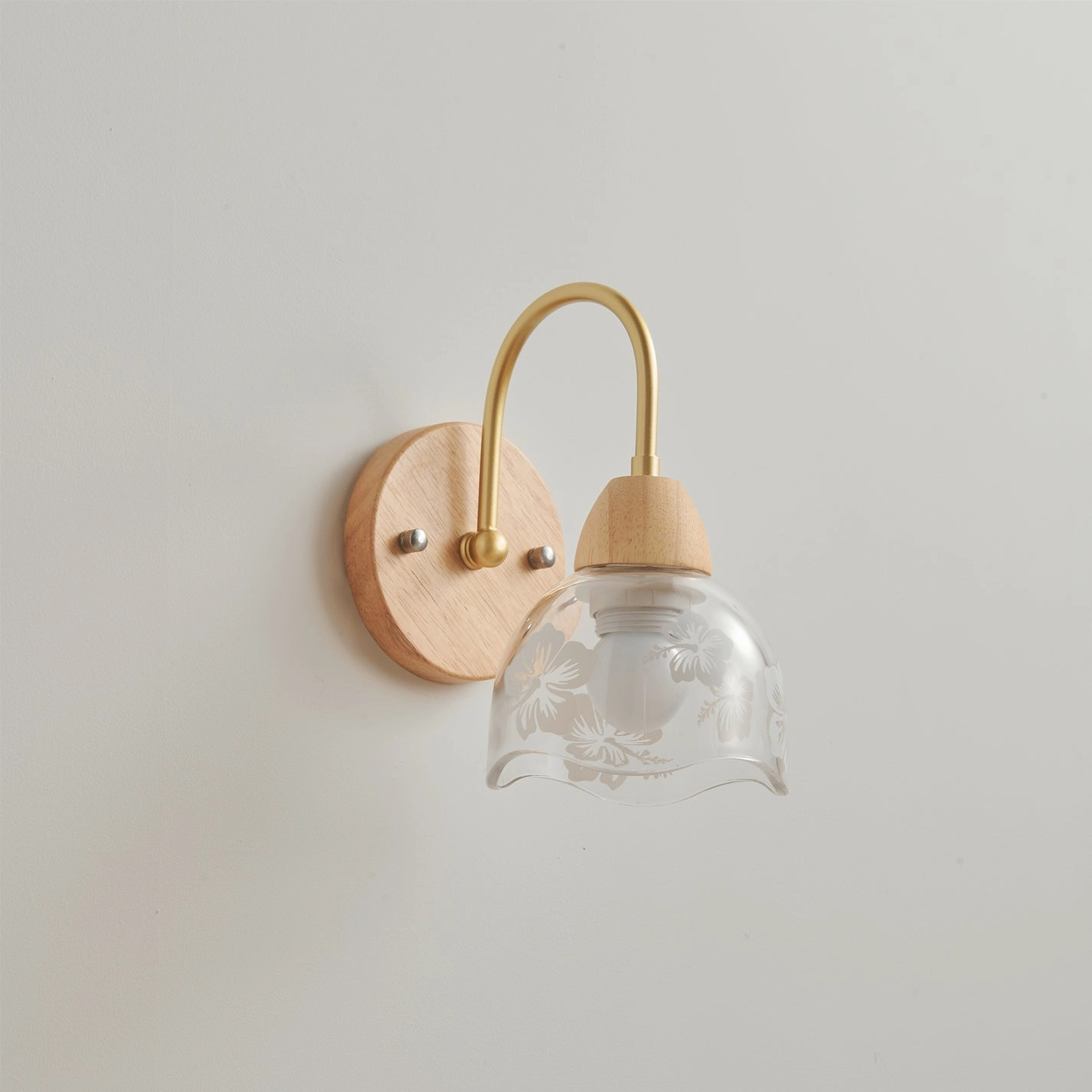 Armed Wall Lamp