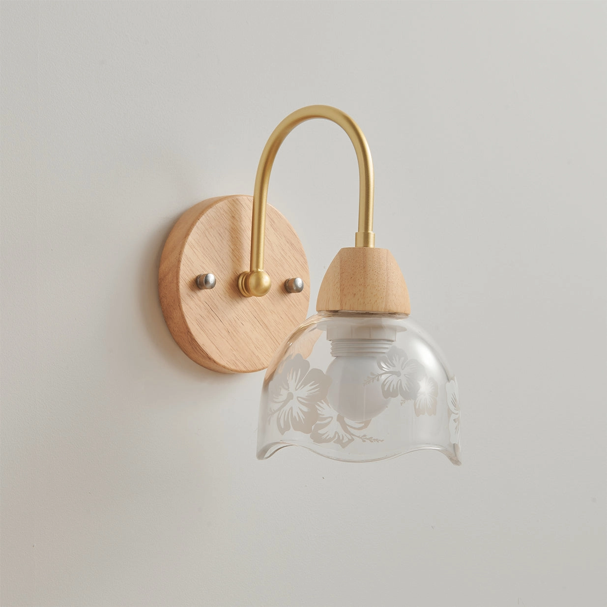 Armed Wall Lamp