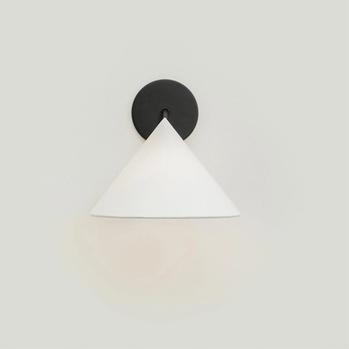 Arno Wall Light