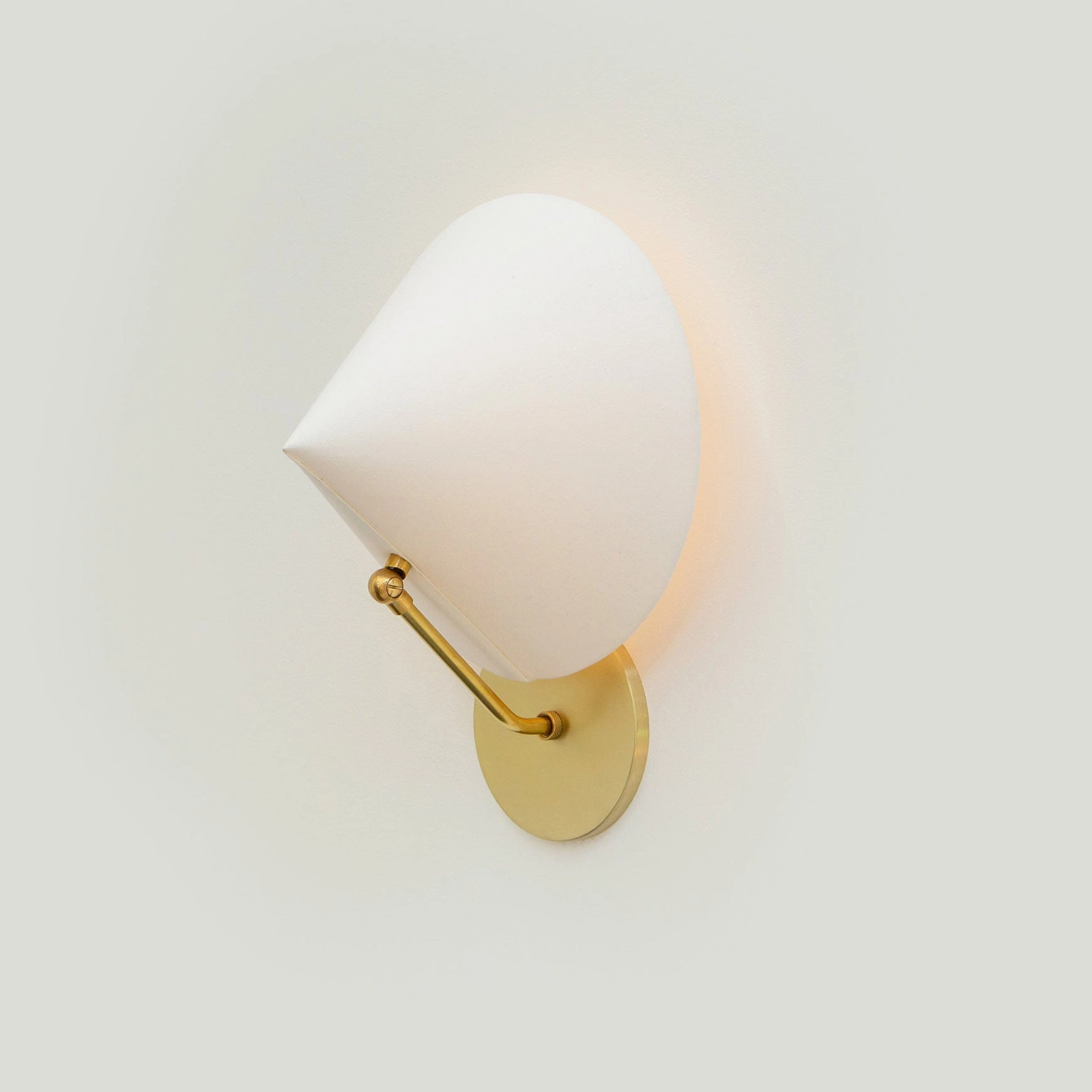Arno Wall Light