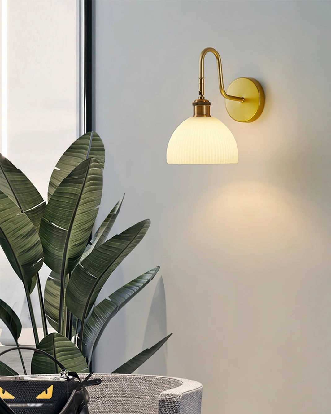 Arren Wall Lamp