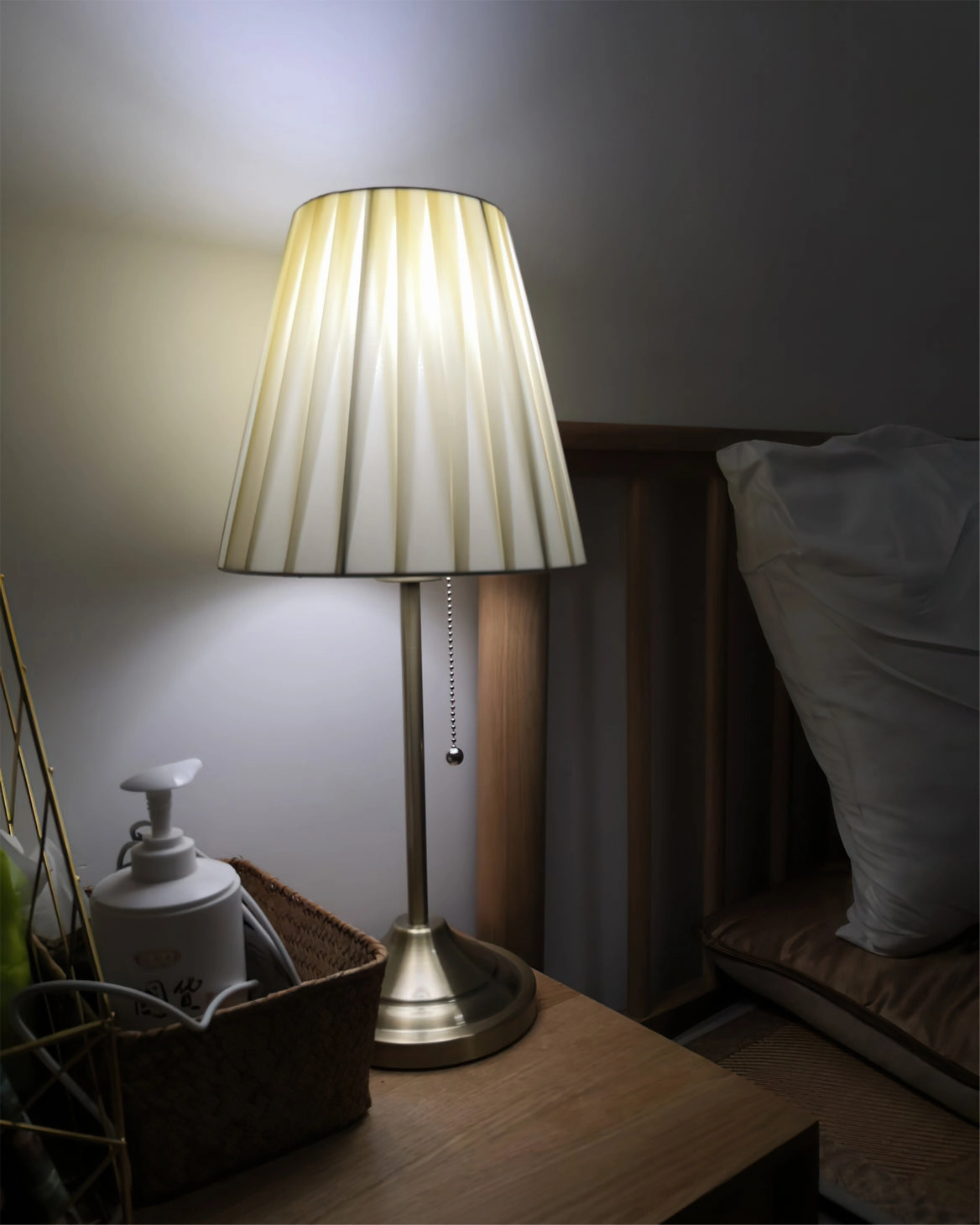Arstid Table Lamp