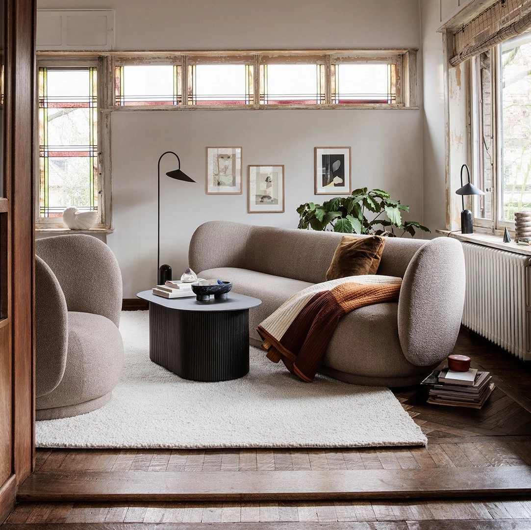 Arum Floor Lamp