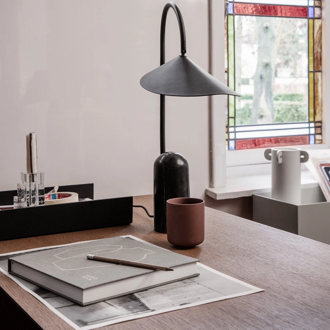 Arum Table Lamp