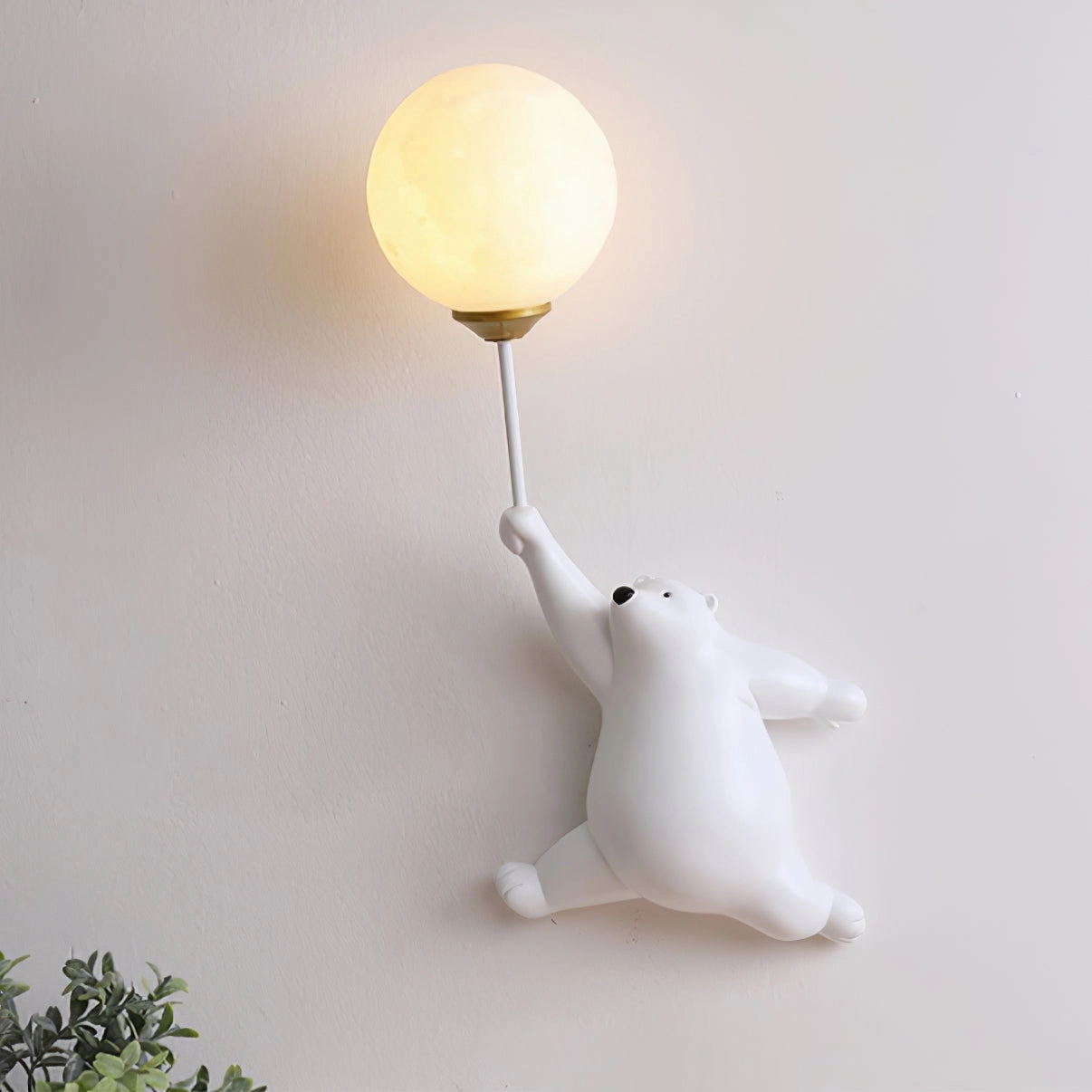 Bear Balloon Wall Lamp