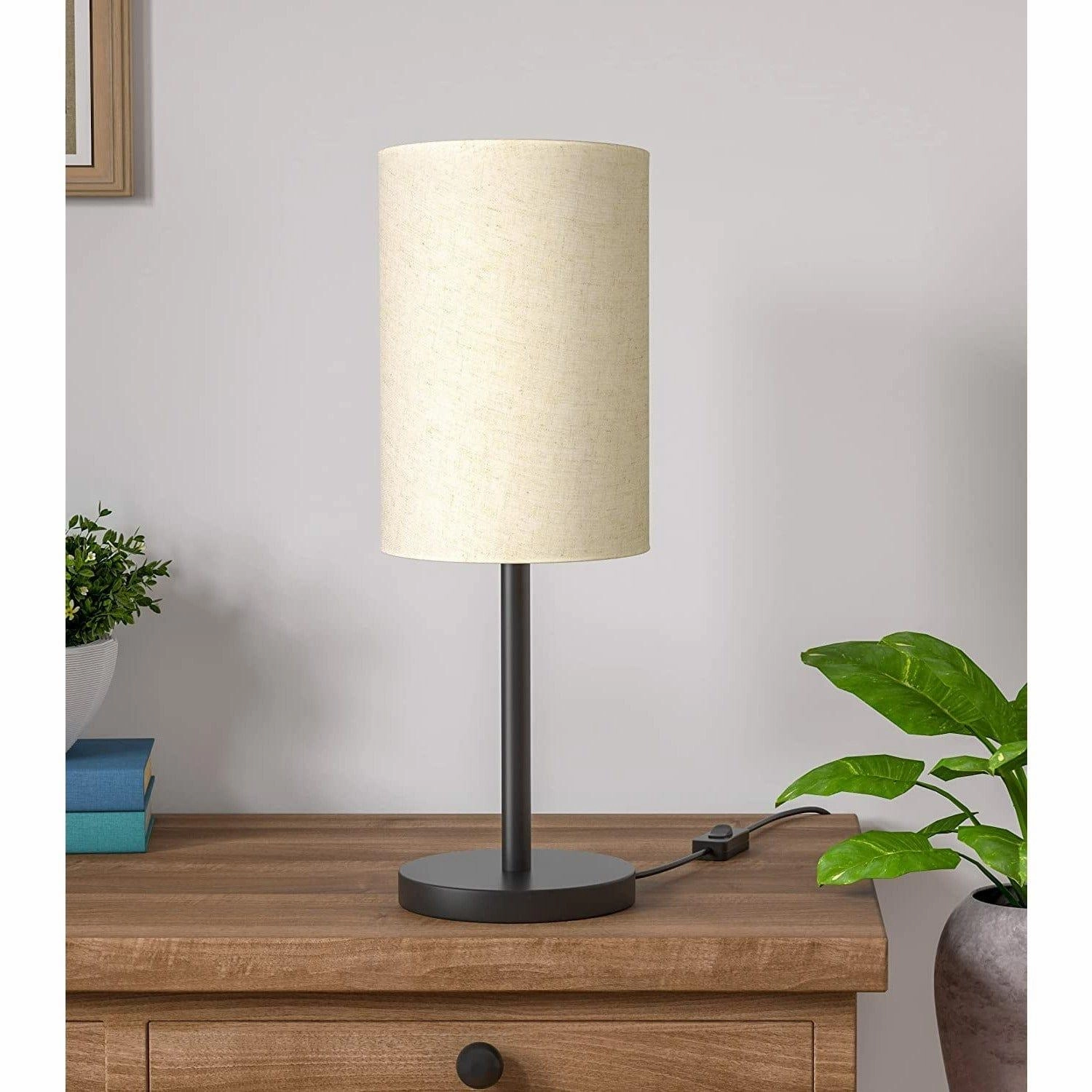 Black Sleek Table Lamp Cylindrical Shade