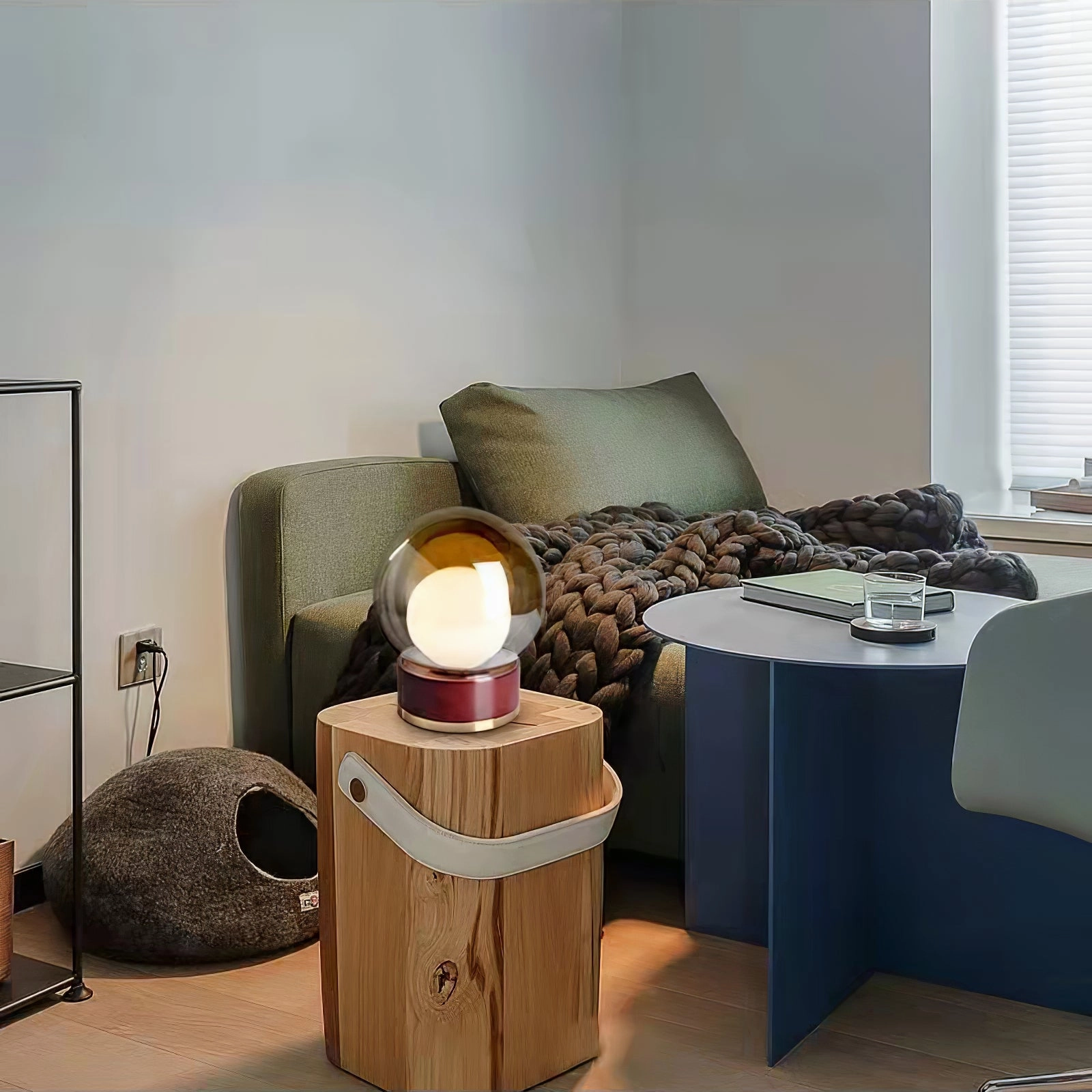 Boule Table Lamp