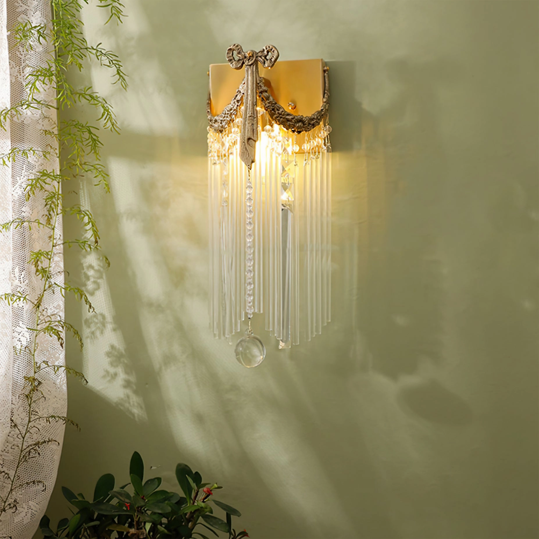 Bow Tie Crystal Wall Lamp