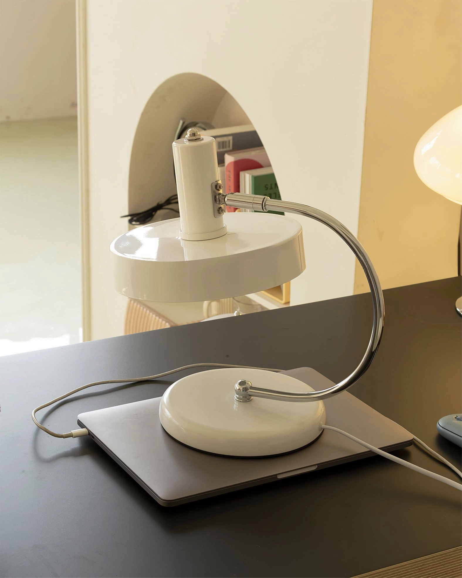 Brano Table Lamp